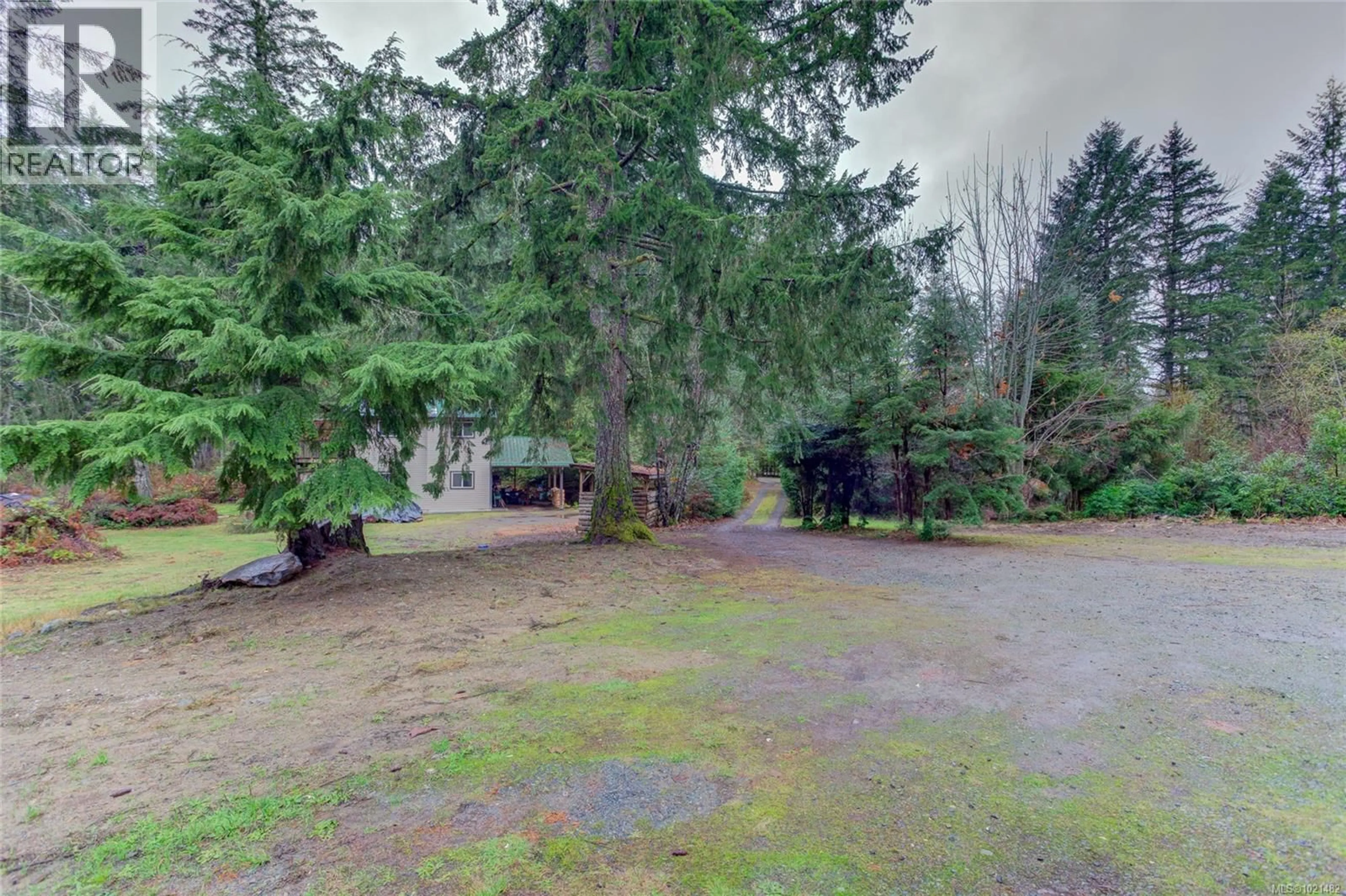 A pic from outside/outdoor area/front of a property/back of a property/a pic from drone, forest/trees view for 4305 SUNRISE ROAD, Duncan British Columbia V9L6G6
