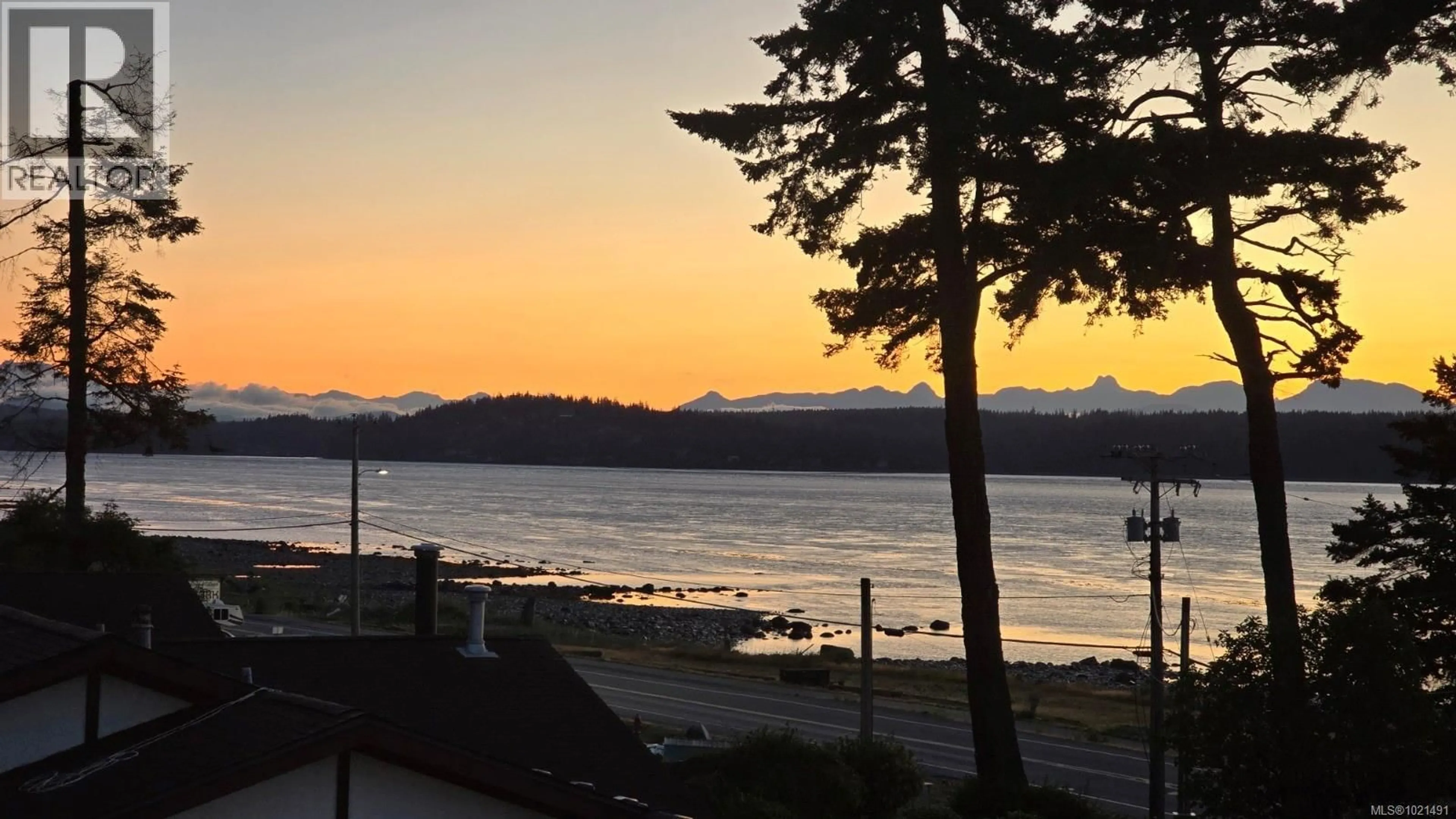 Unknown for 318 - 350 ISLAND HIGHWAY SOUTH, Campbell River British Columbia V9W1A5