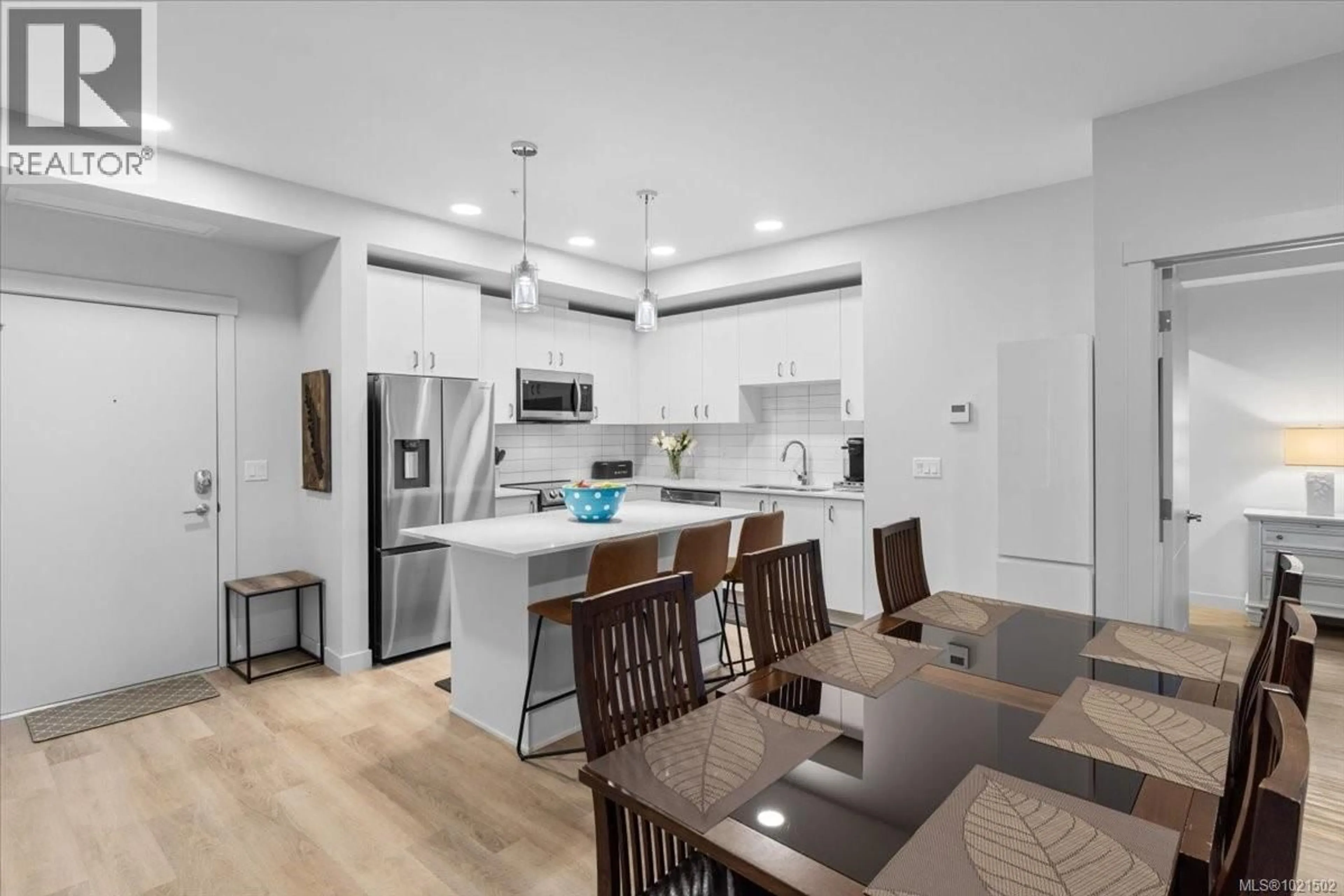 Open concept kitchen, unknown for 208N - 164 ALBERNI HIGHWAY, Parksville British Columbia V9P1L9