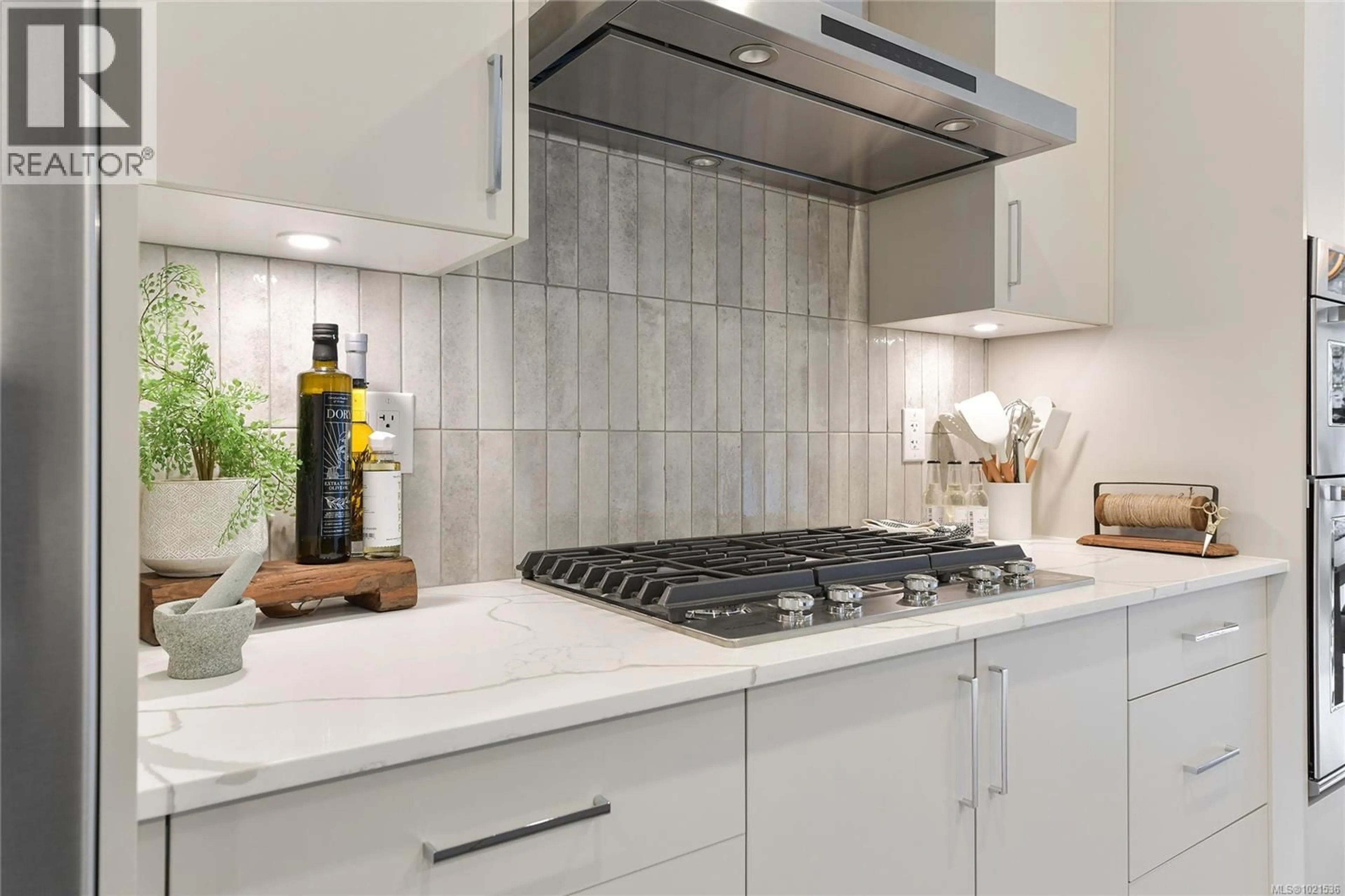 Contemporary kitchen, ceramic/tile floor for 114 - 2950 CONSTELLATION AVENUE, Langford British Columbia V9B7G3