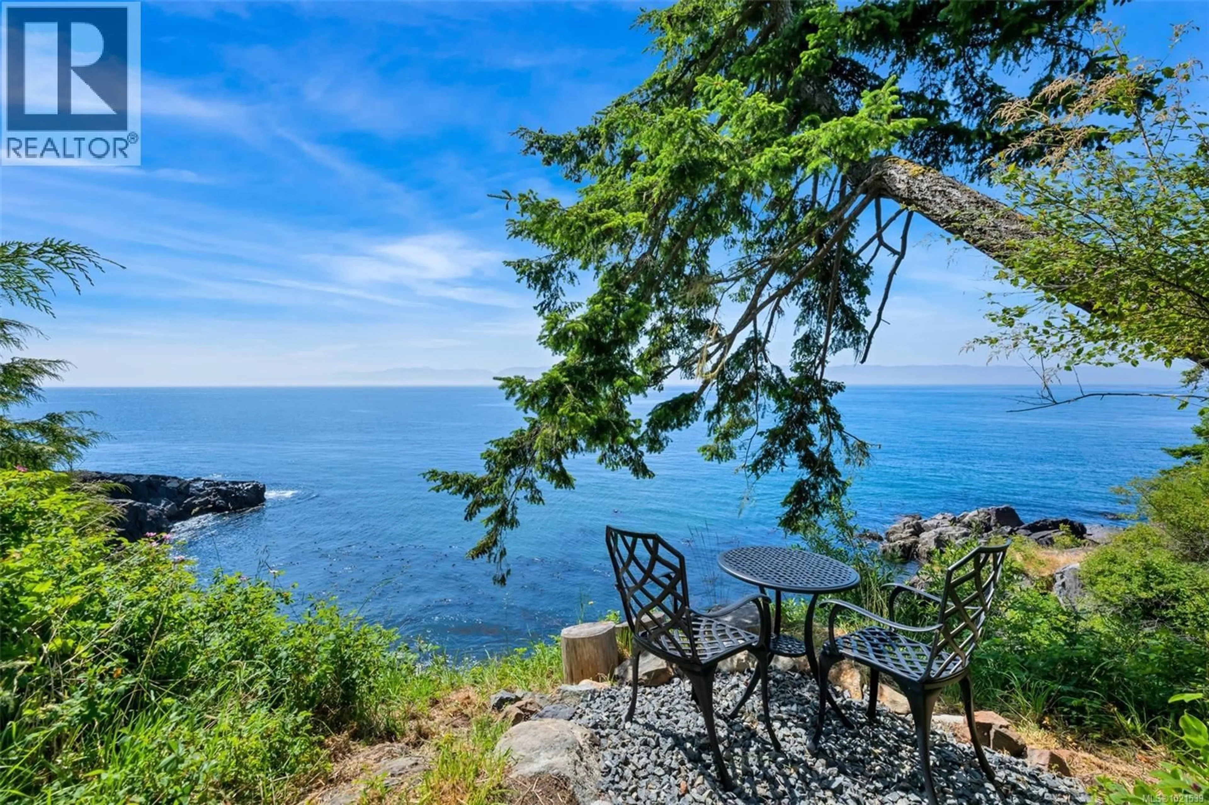 Patio, water/lake/river/ocean view for 2476 LIGHTHOUSE POINT ROAD, Sooke British Columbia V9Z1G7
