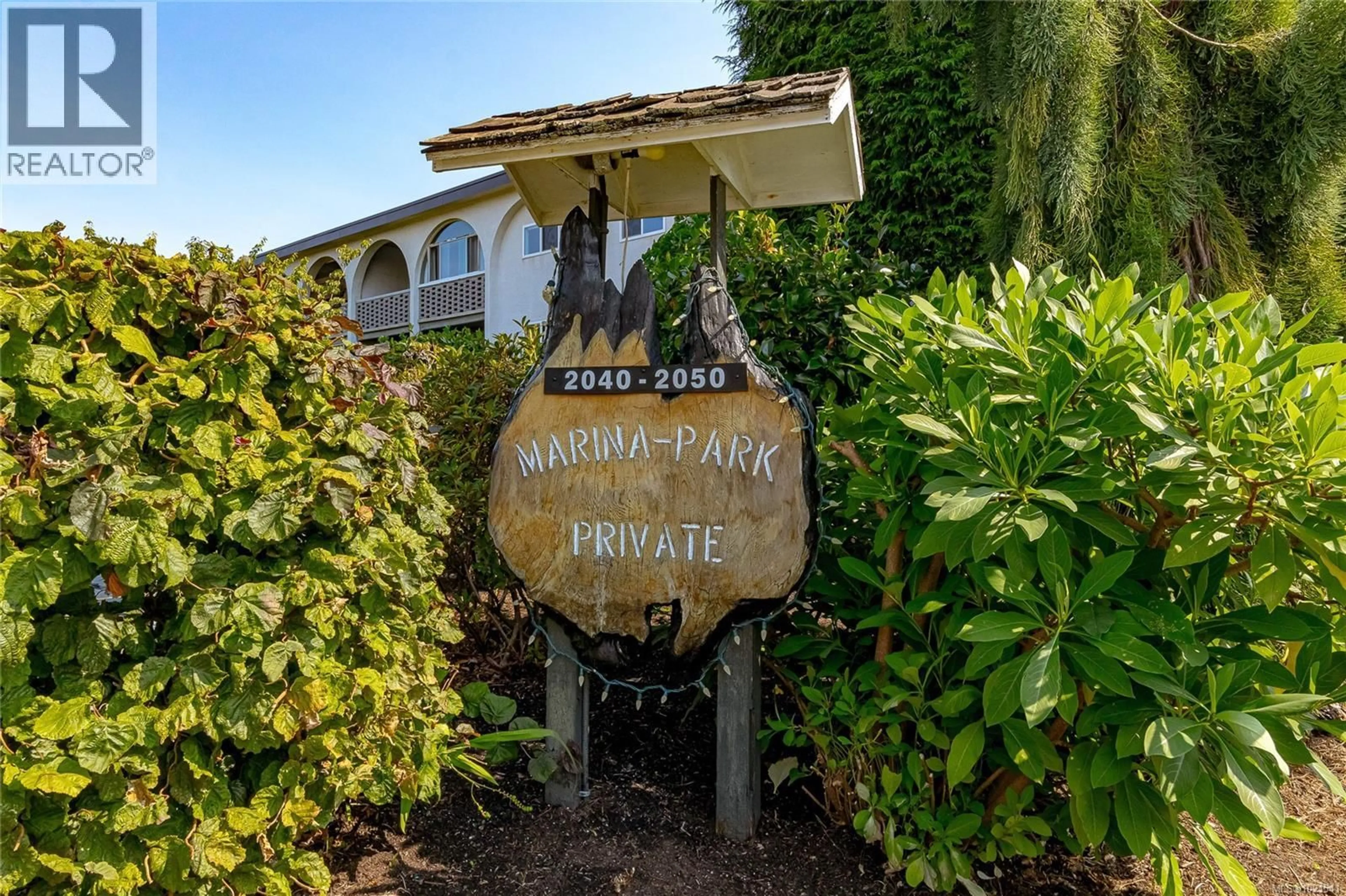 Patio, mountain view for 108 - 2040 WHITE BIRCH ROAD, Sidney British Columbia V8L2R1