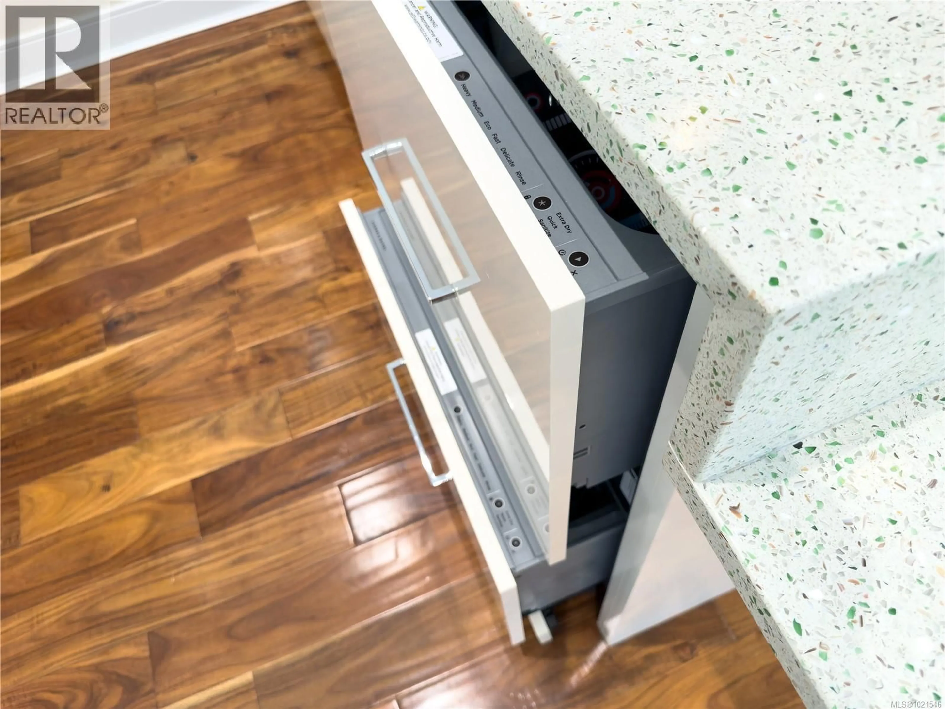 Contemporary kitchen, unknown for N312 - 1105 PANDORA AVENUE, Victoria British Columbia V8V3P9