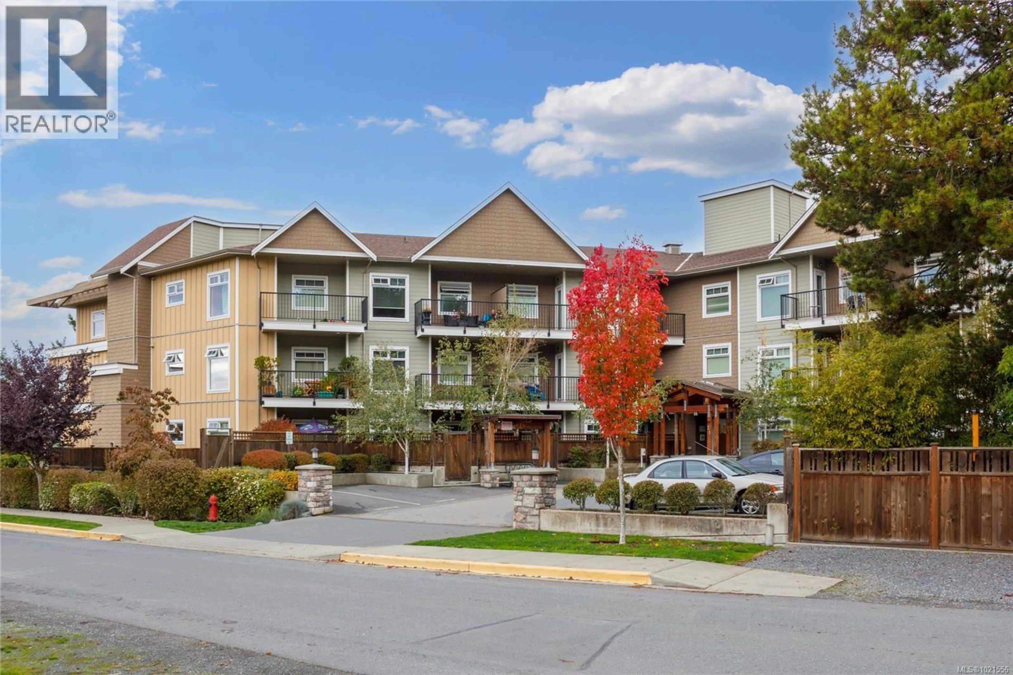 Patio, mountain view for 212 - 21 CONARD STREET, View Royal British Columbia V8Z5G1