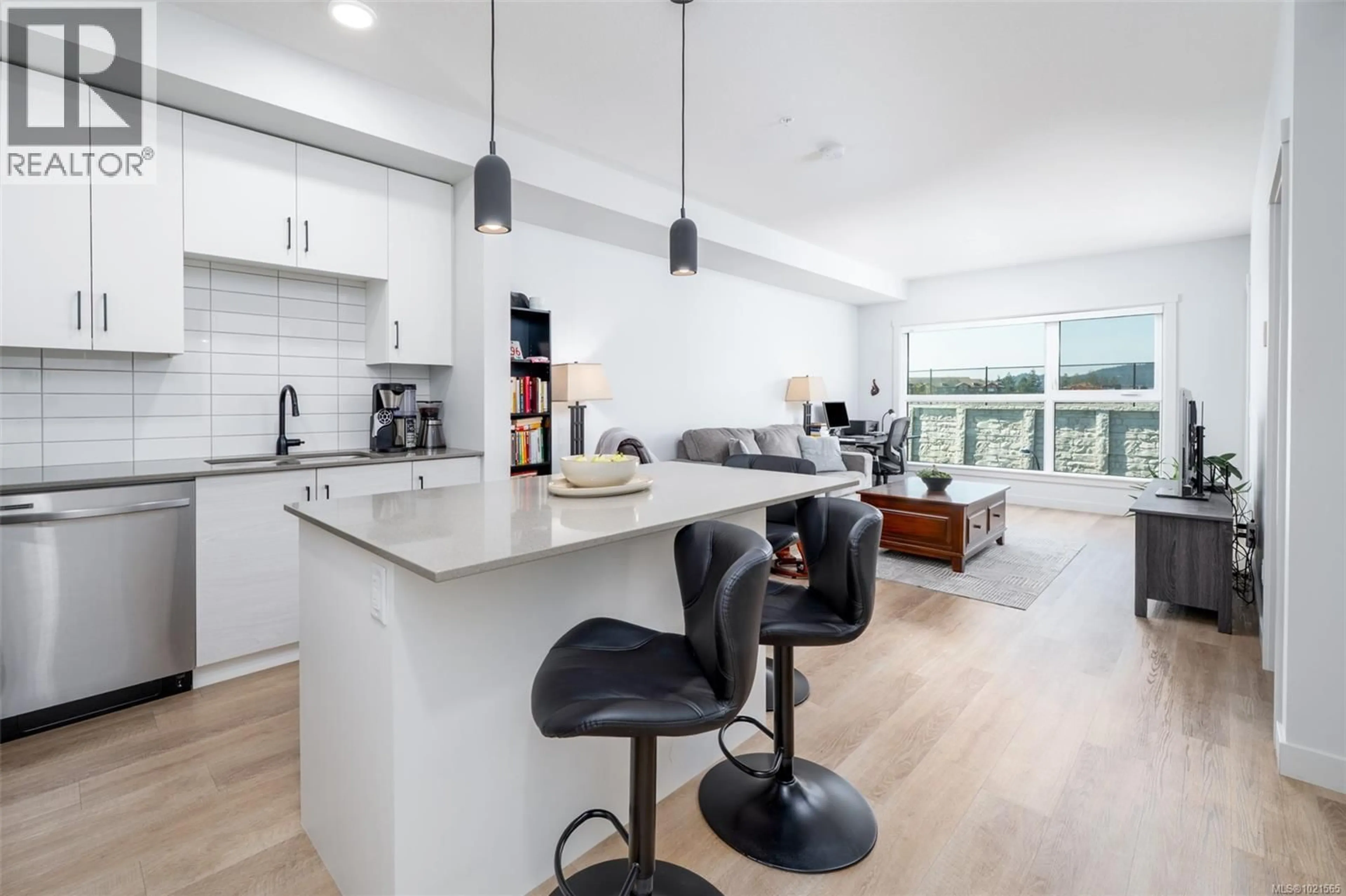 Open concept kitchen, unknown for 315 - 2469 GATEWAY ROAD, Langford British Columbia V9B6R7