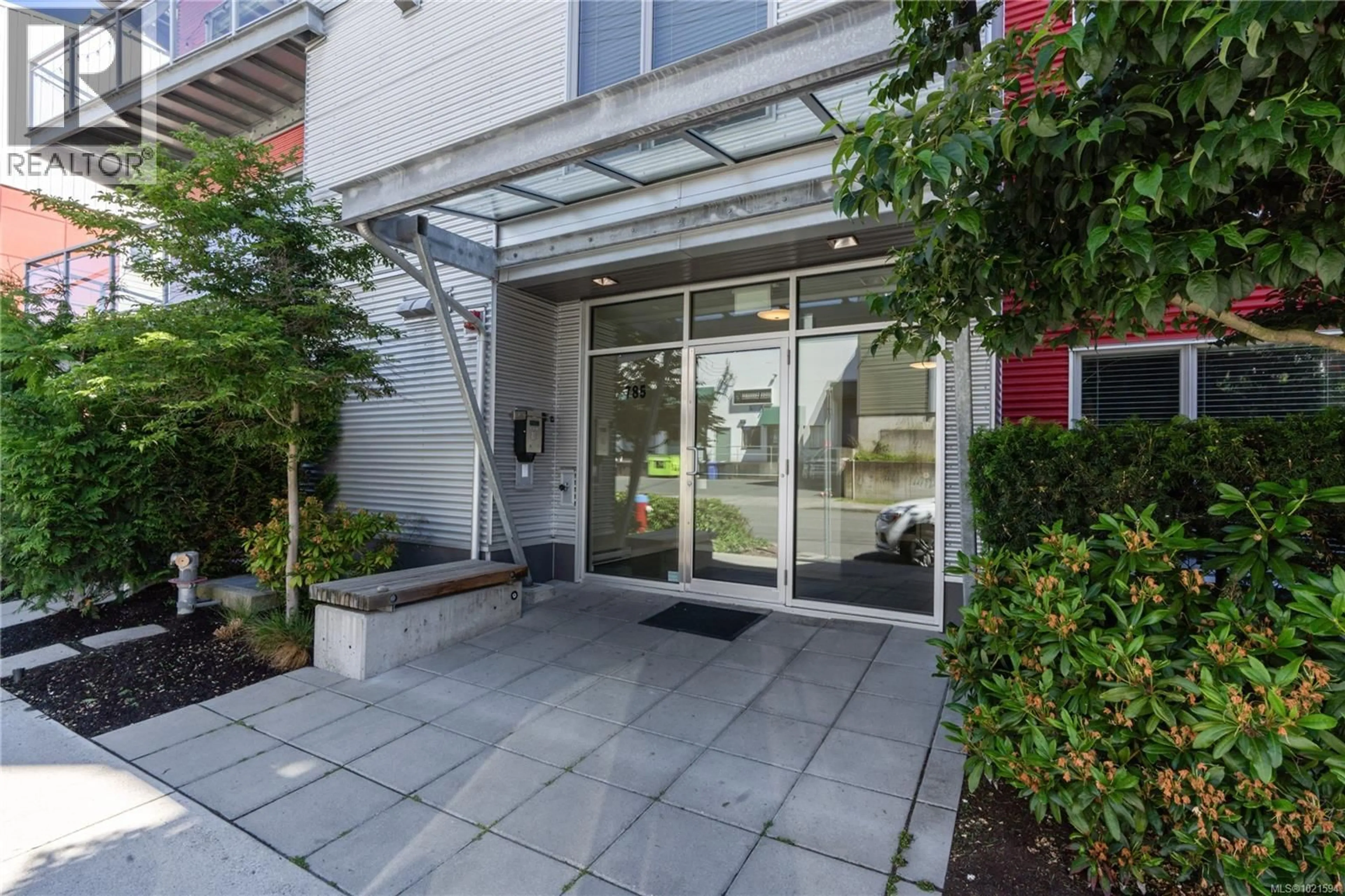 Unknown for 211 - 785 TYEE ROAD, Victoria British Columbia V9A0G2