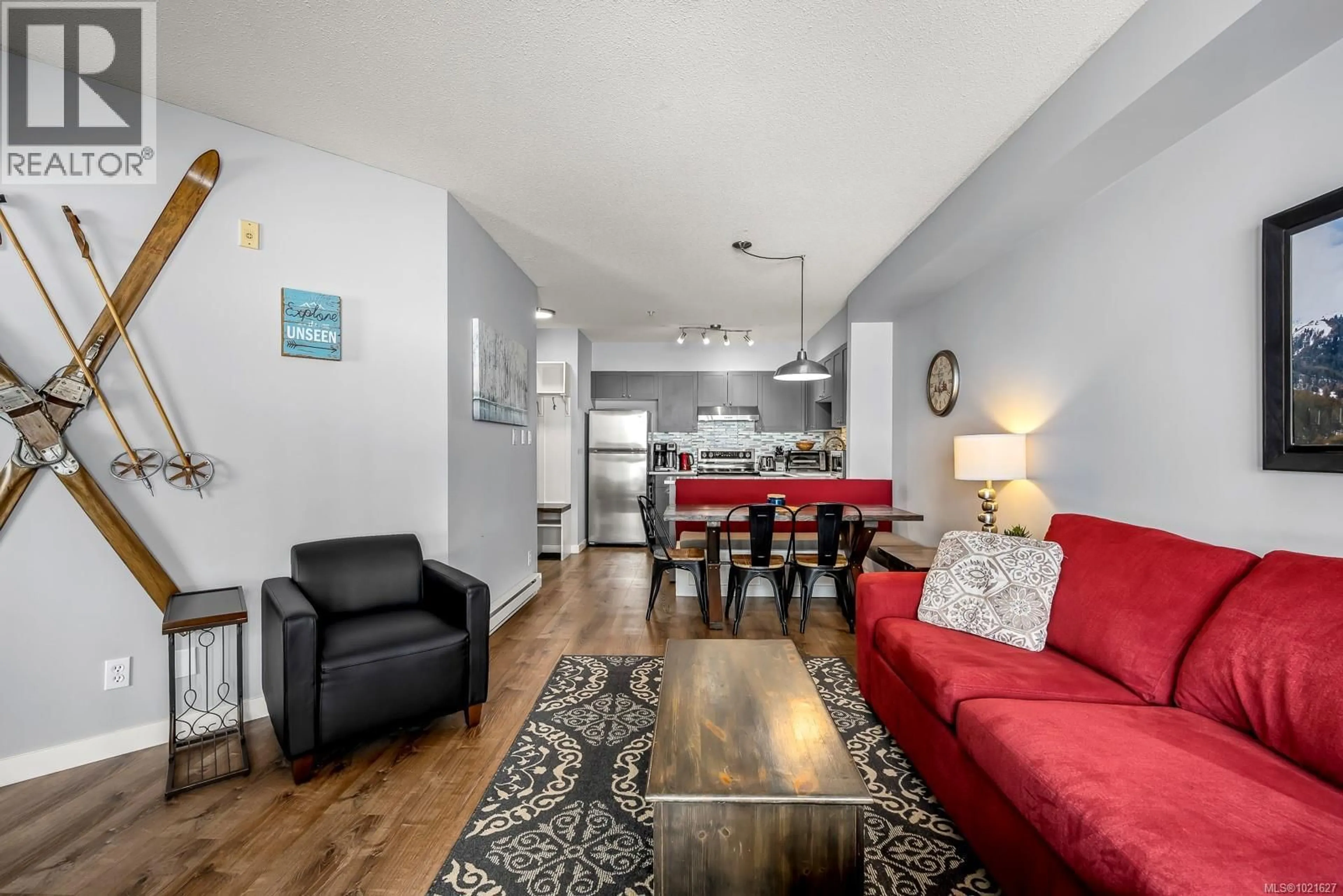 Living room with furniture, unknown for 210 - 1290 ALPINE ROAD, Courtenay British Columbia V9J1L0