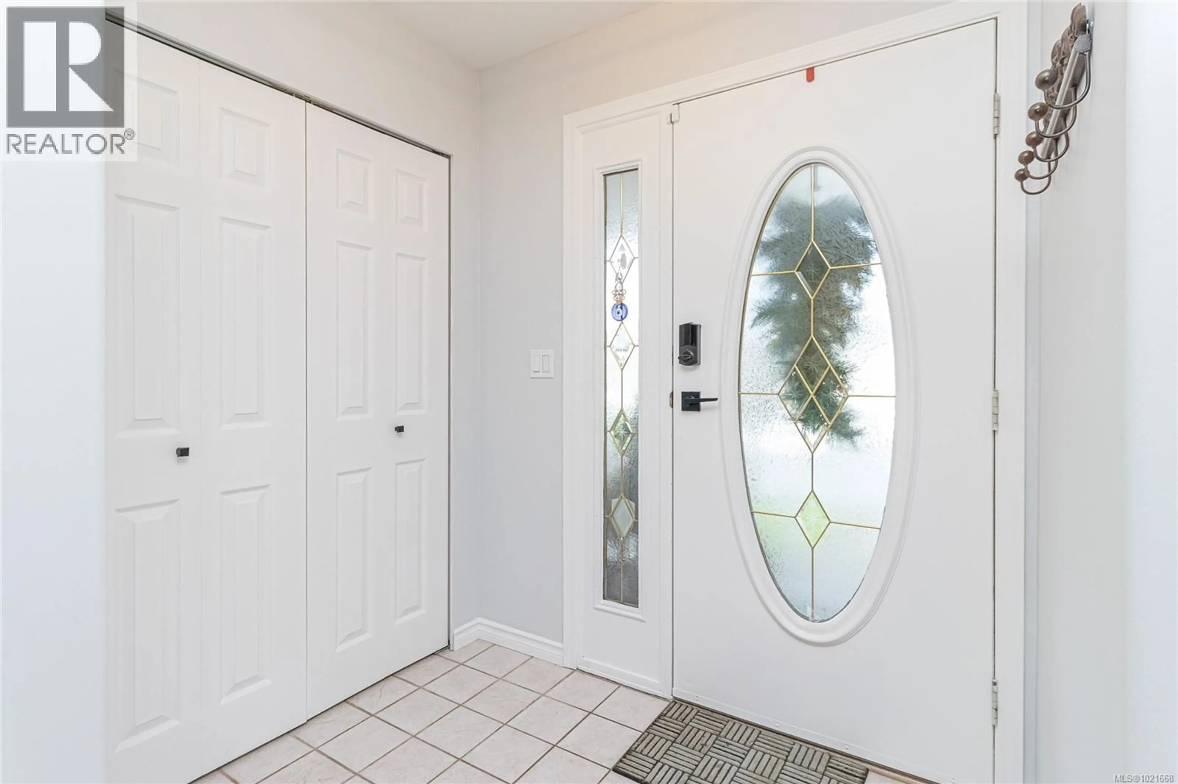 Indoor entryway for 3324 RENITA RIDGE ROAD, Duncan British Columbia V9L5J6