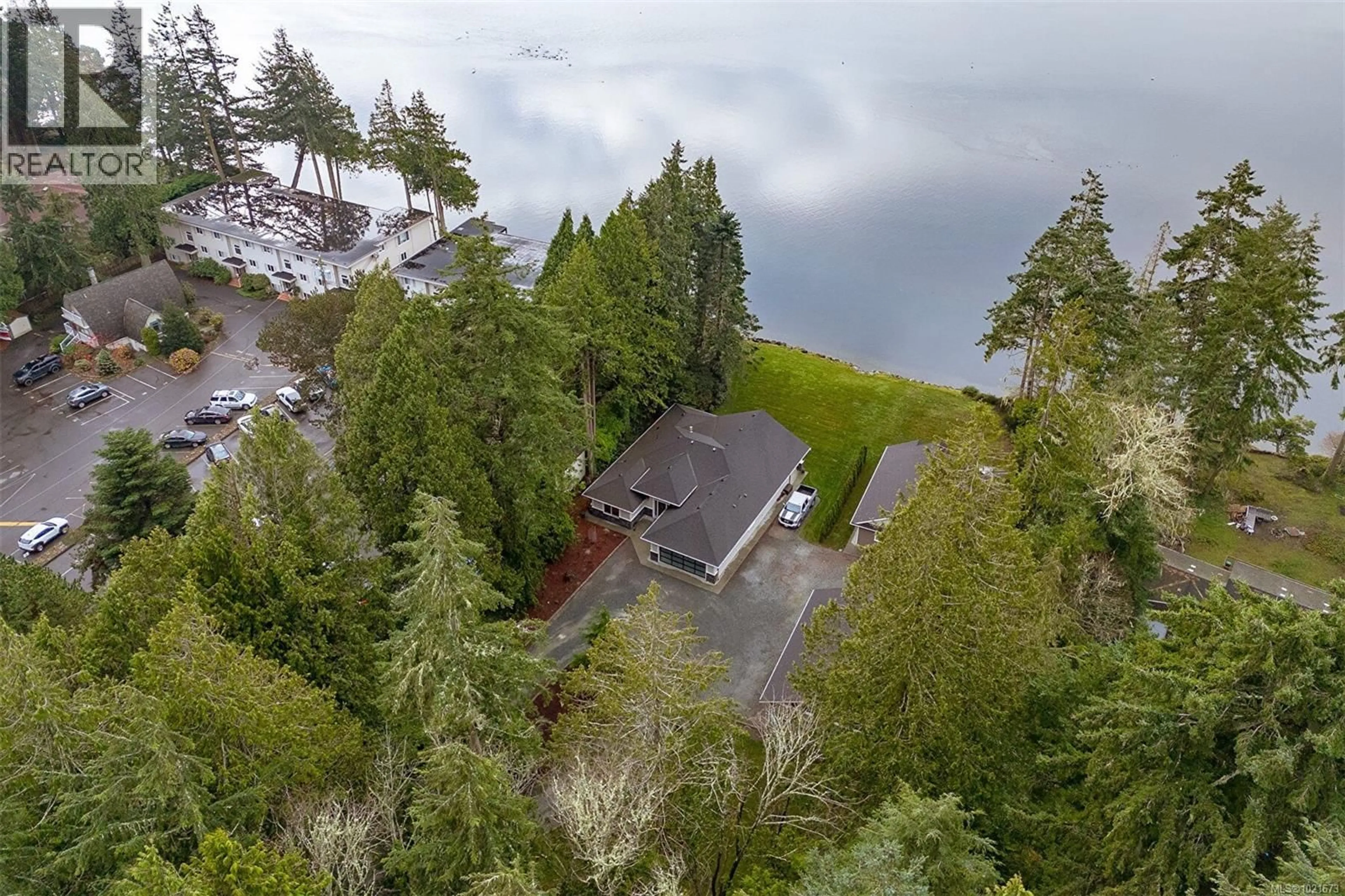 A pic from outside/outdoor area/front of a property/back of a property/a pic from drone, water/lake/river/ocean view for 1996 GLENIDLE ROAD, Sooke British Columbia V9Z0B2