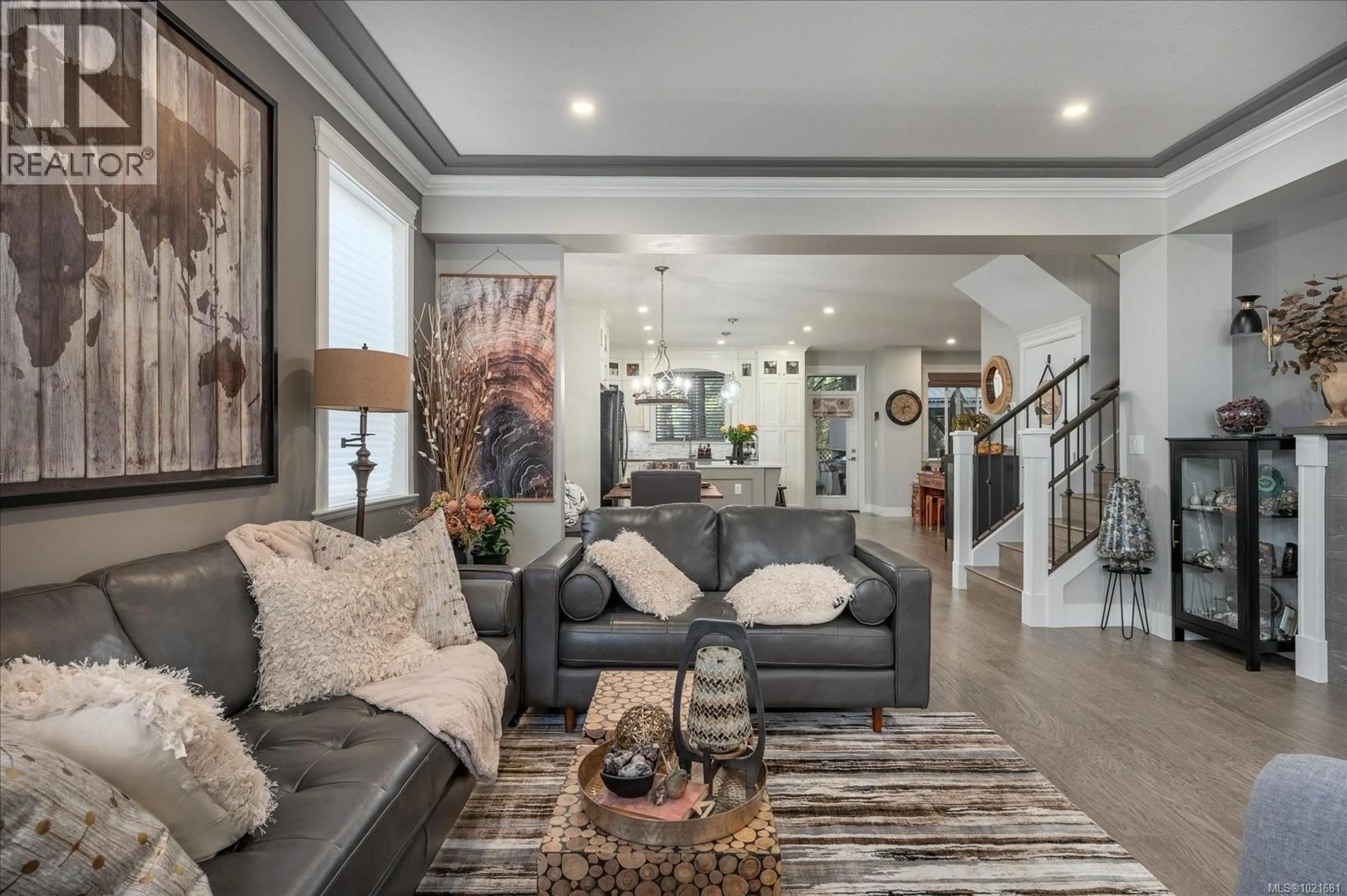 Living room with furniture, unknown for 9048 DRIFTWOOD DRIVE, Chemainus British Columbia V0R1K2
