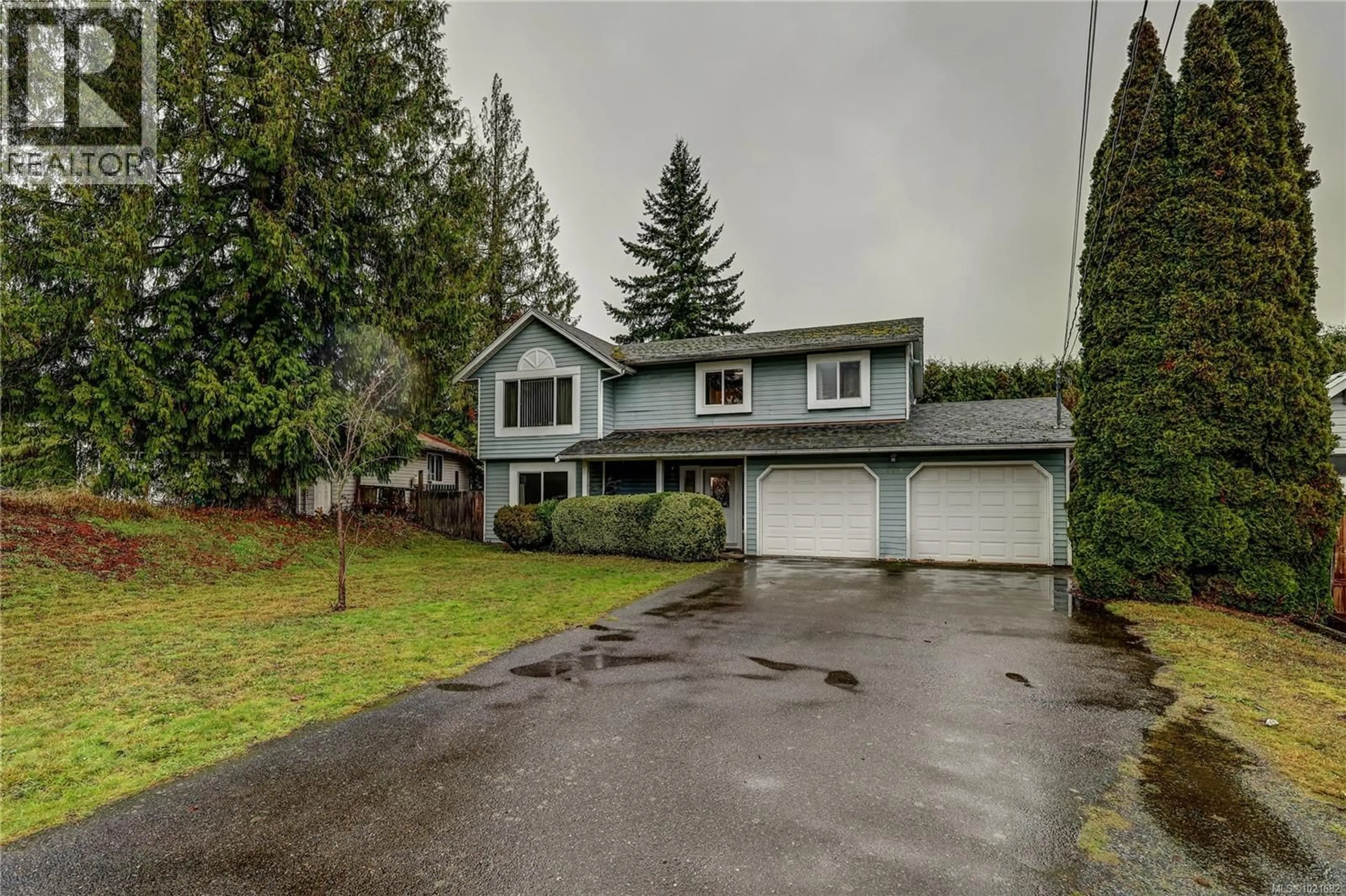 Home with vinyl exterior material, street for 118 CHANTRELLS PLACE, Nanaimo British Columbia V9T5P4