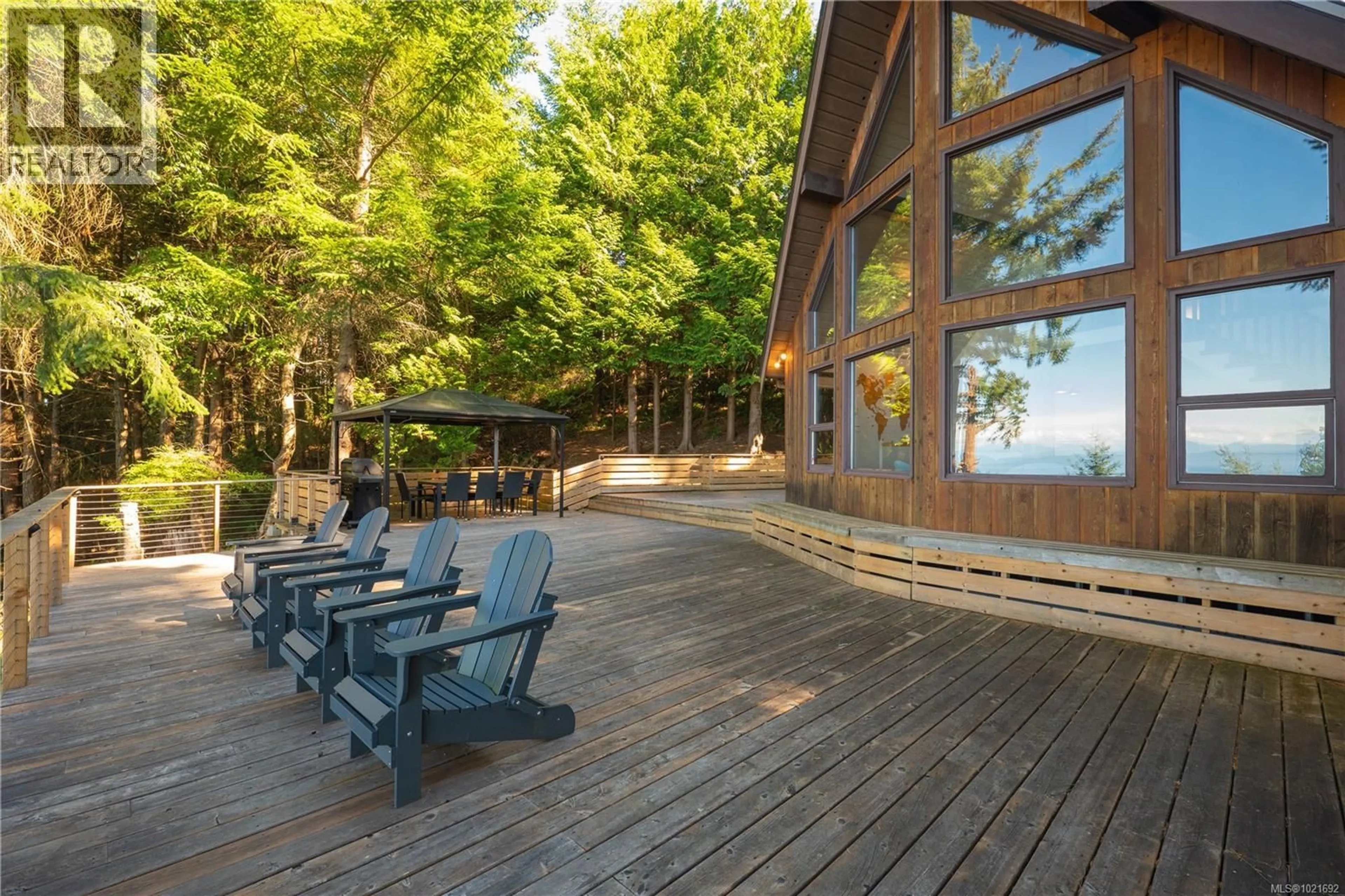 Patio, water/lake/river/ocean view for 5030 LOST LAKE ROAD, Nanaimo British Columbia V9T5E4