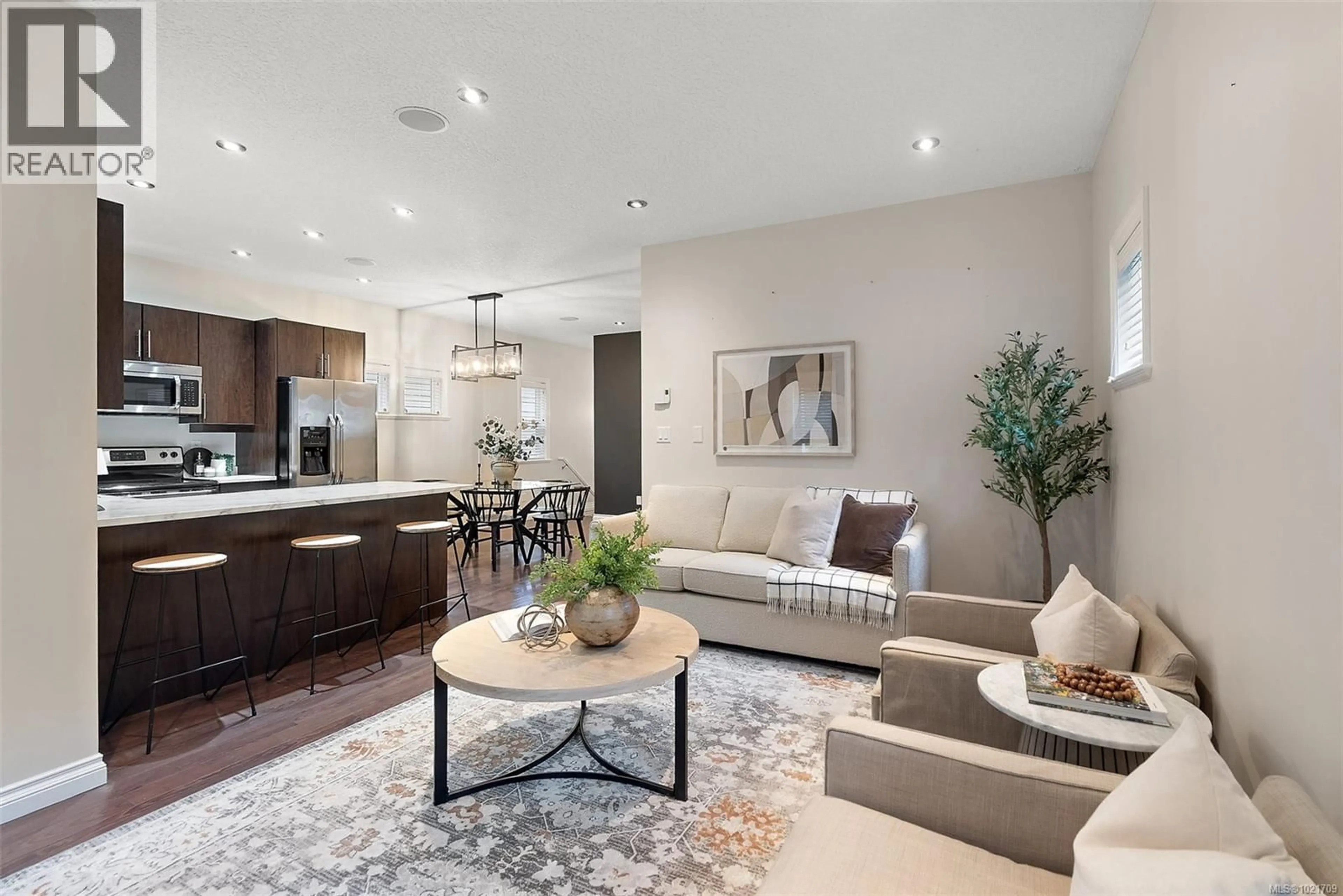 Living room with furniture, unknown for 883 WILD RIDGE WAY, Langford British Columbia V9C4M8