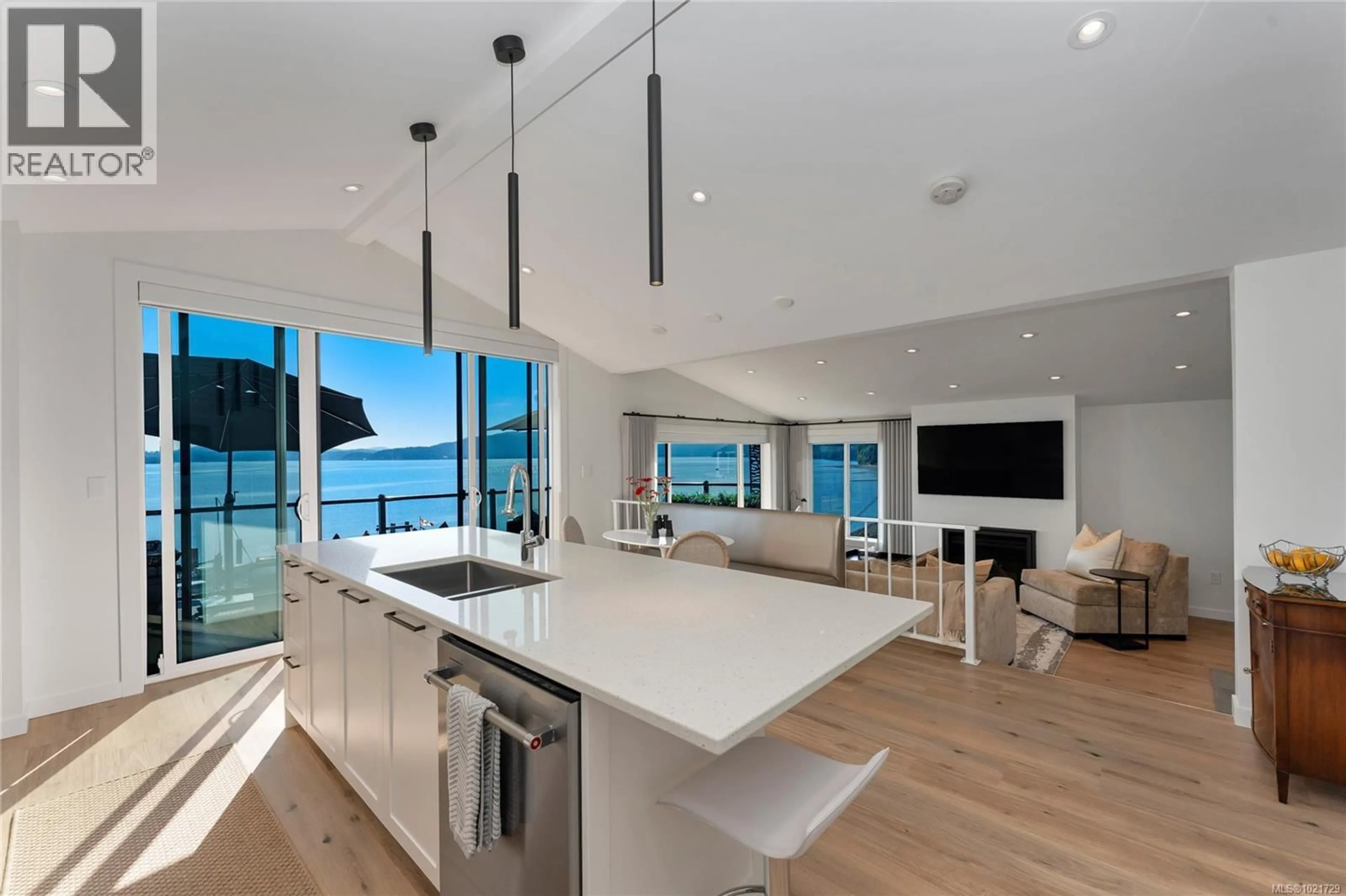 Open concept kitchen, unknown for 4 - 1723 SANDY BEACH ROAD, Mill Bay British Columbia V0R2P4