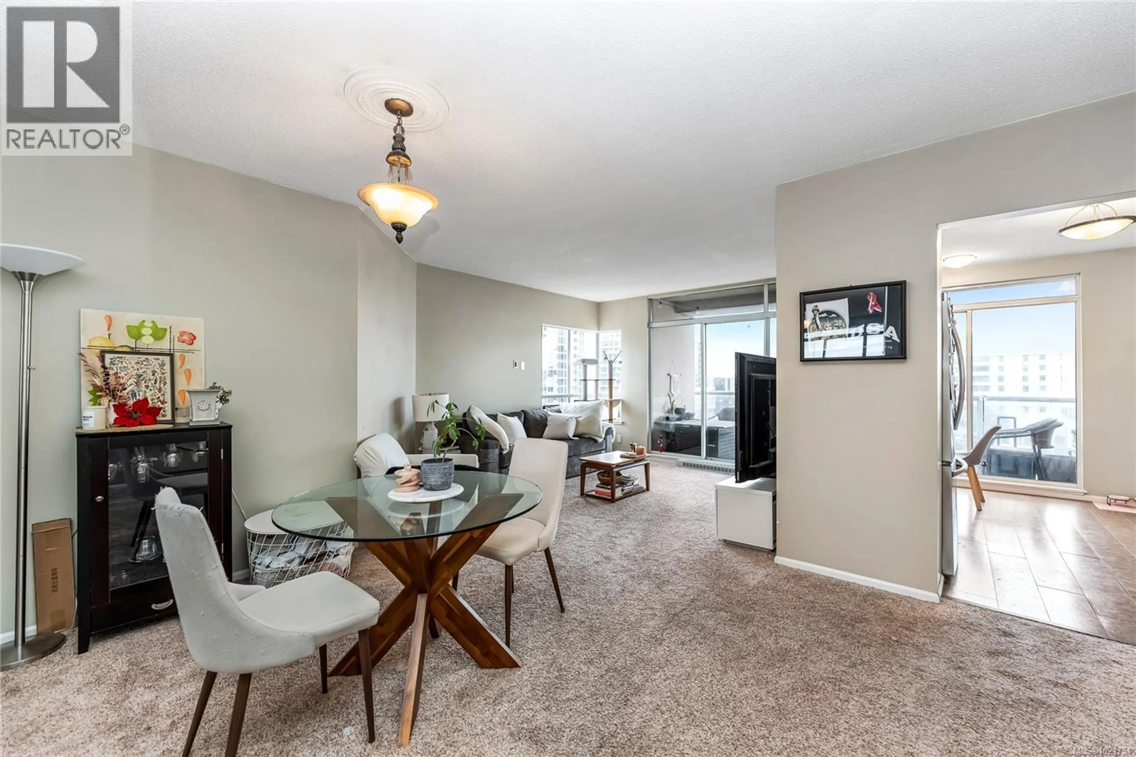 Unknown for 1004 - 1020 VIEW STREET, Victoria British Columbia V8V4Y4