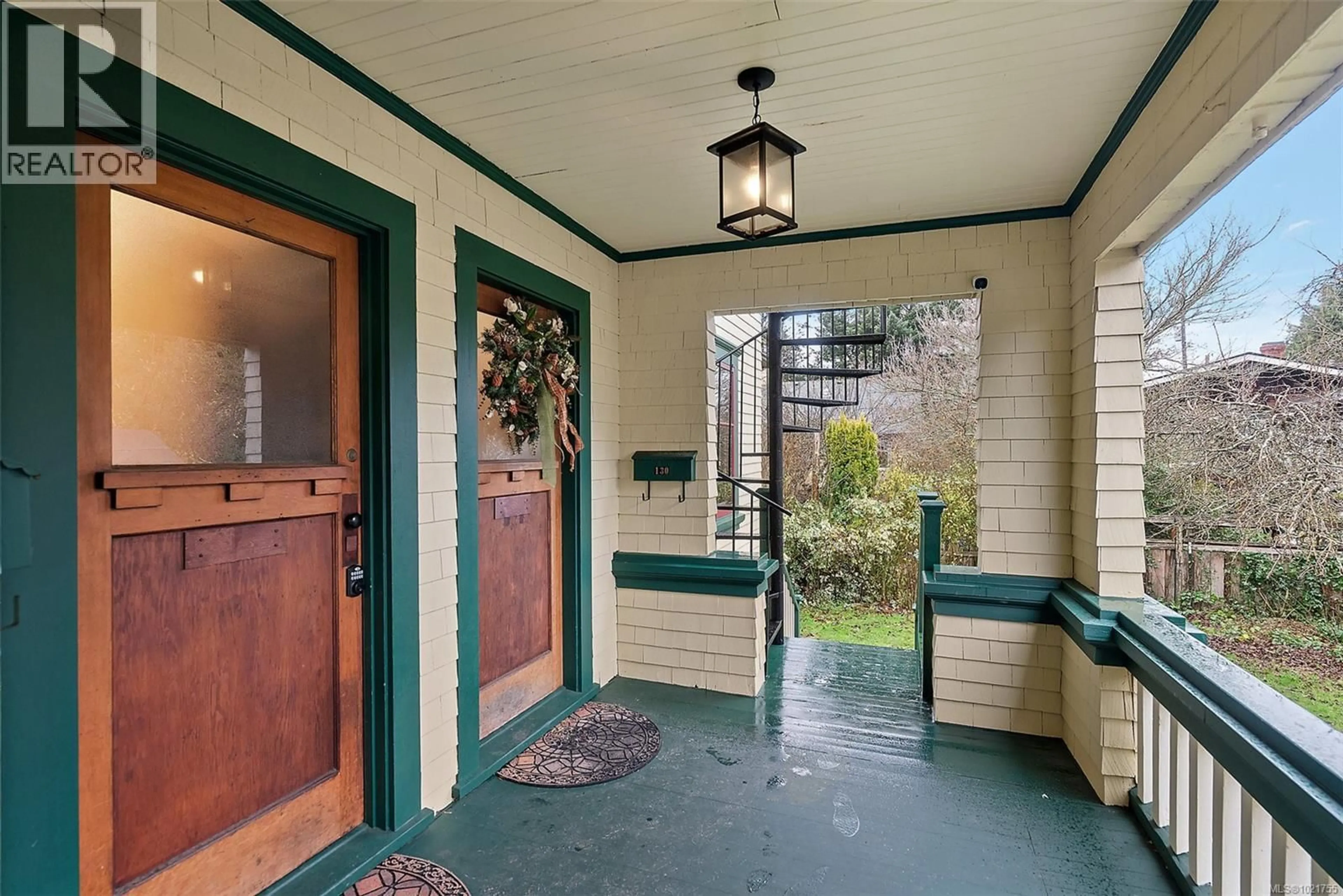 Unknown for 132 GOVERNMENT STREET SOUTH, Victoria British Columbia V8V2K7