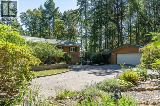 149 PILKEY POINT ROAD, Thetis Island 3