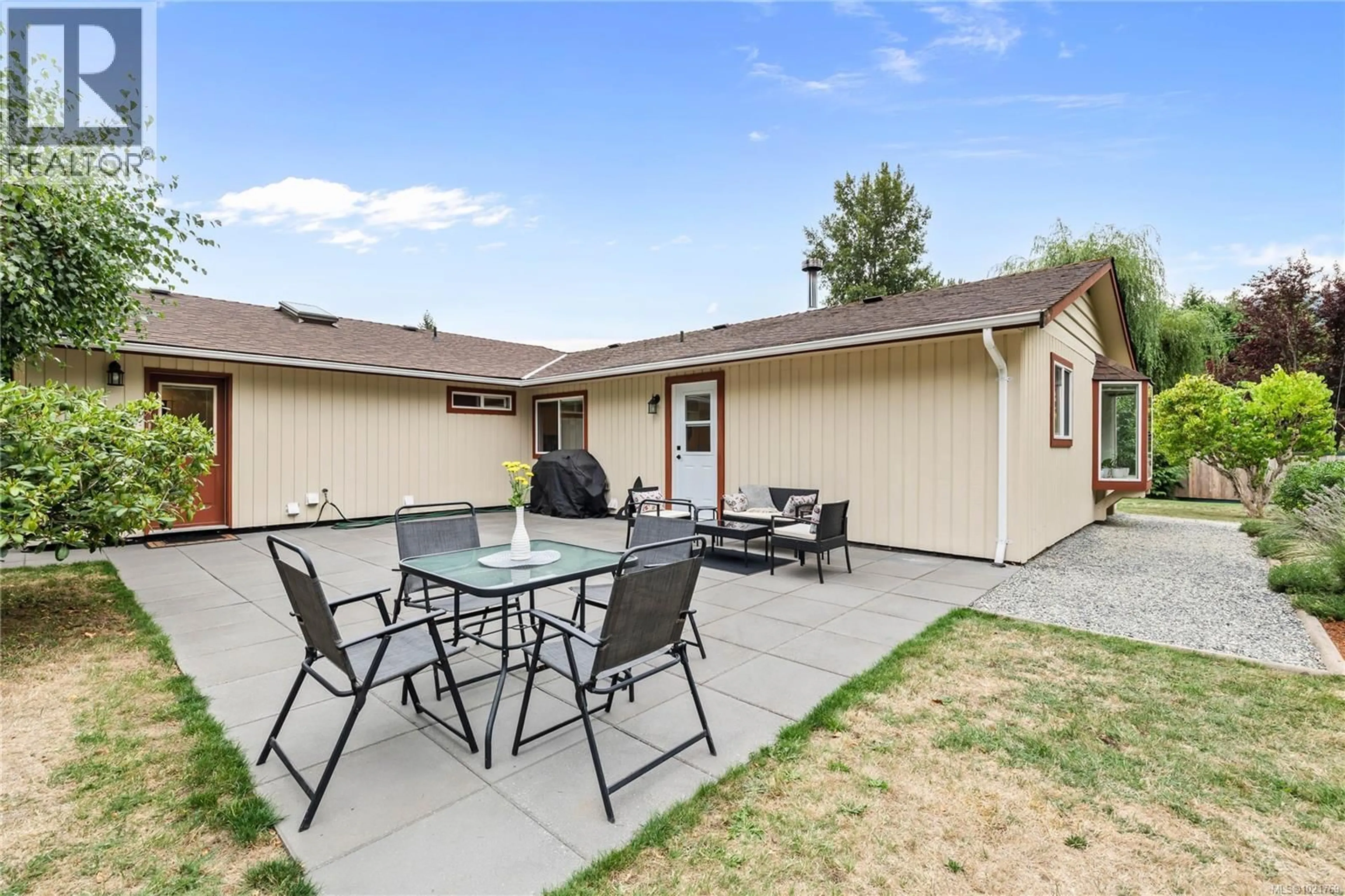 Patio, street for 220 PARK DRIVE, Salt Spring British Columbia V8K2R6