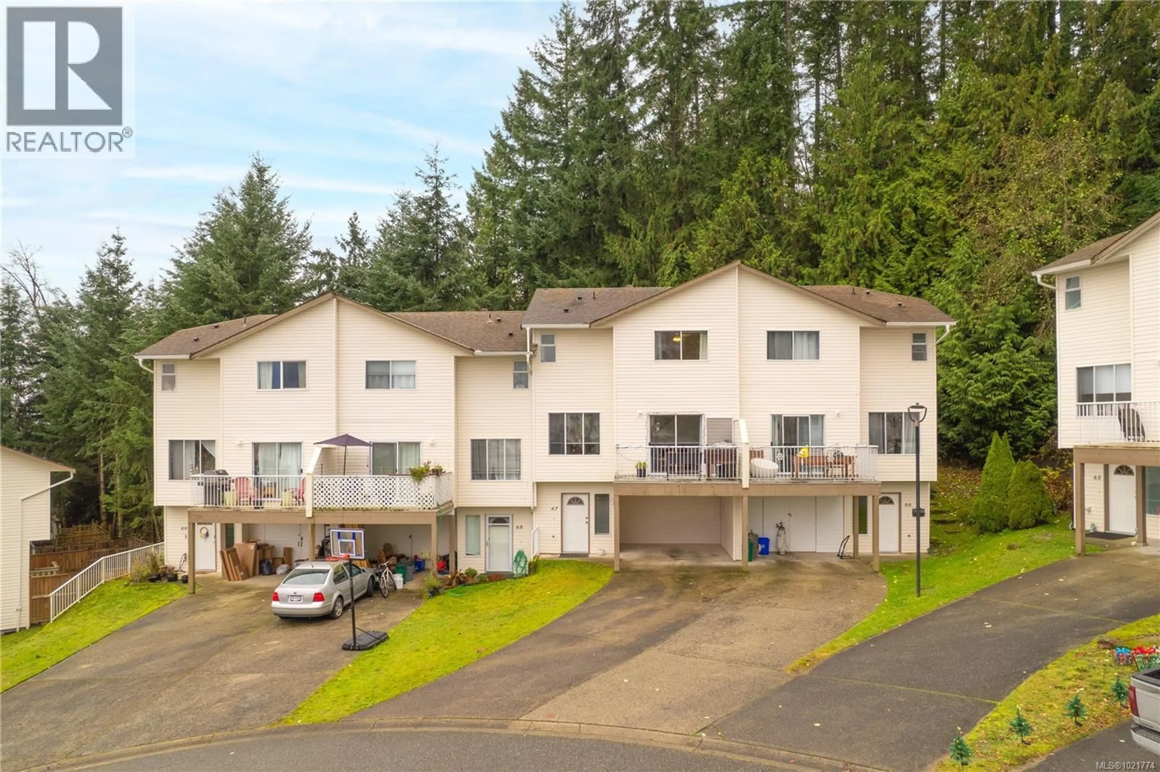 A pic from outside/outdoor area/front of a property/back of a property/a pic from drone, unknown for 67 - 941 MALONE ROAD, Ladysmith British Columbia V9G1S3