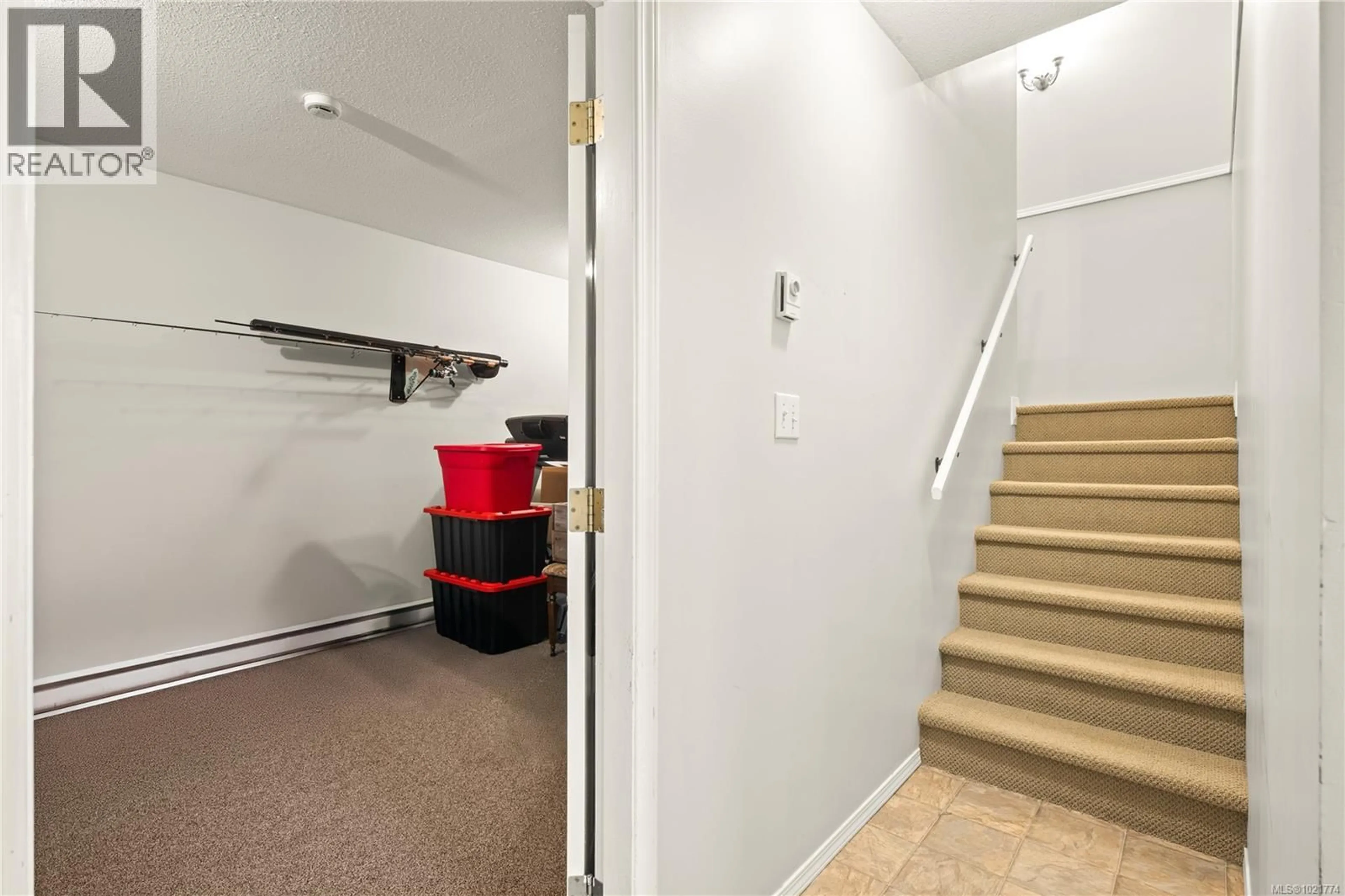 Indoor foyer for 67 - 941 MALONE ROAD, Ladysmith British Columbia V9G1S3