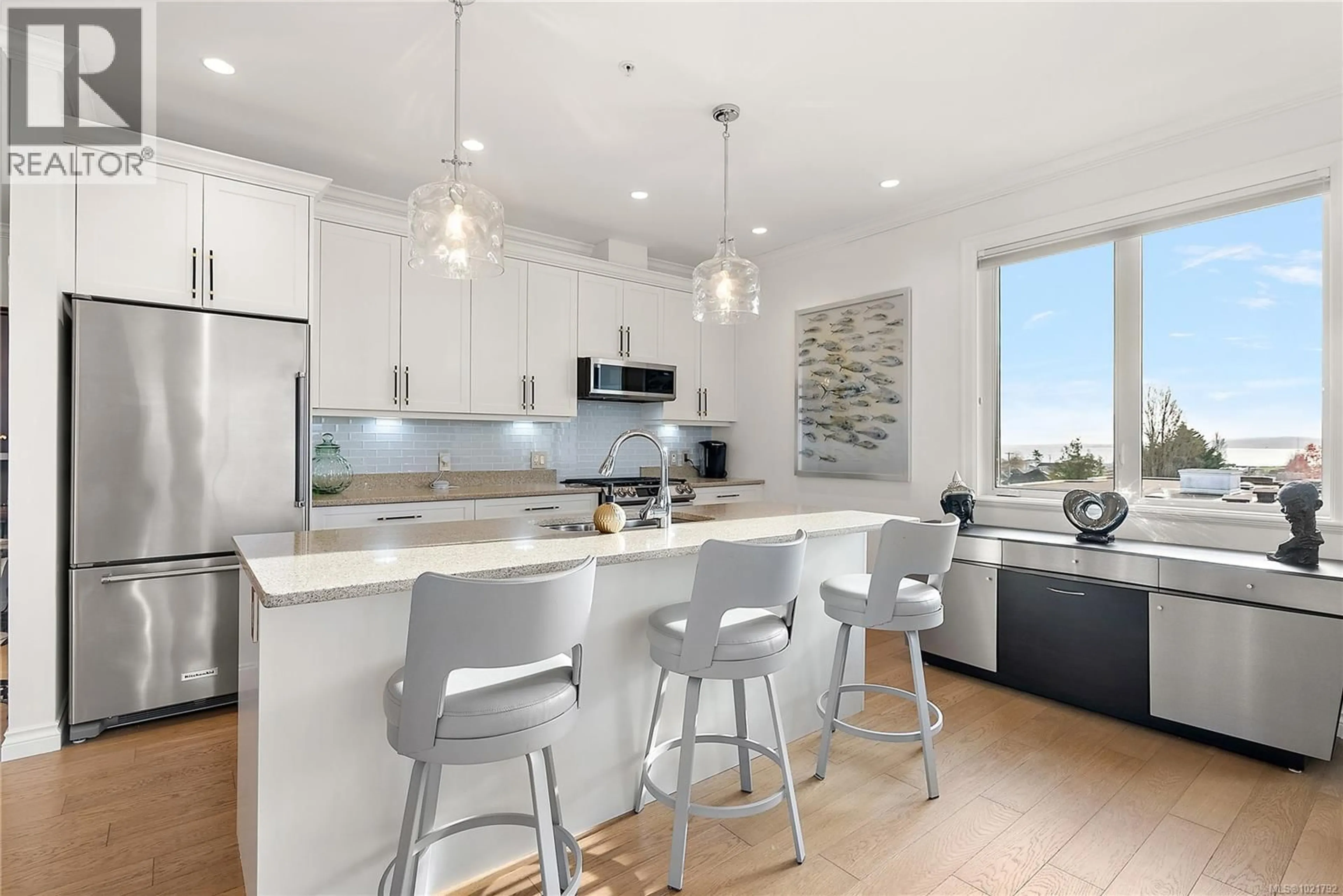 Open concept kitchen, ceramic/tile floor for PH403 - 2409 BEVAN AVENUE, Sidney British Columbia V8L0C3