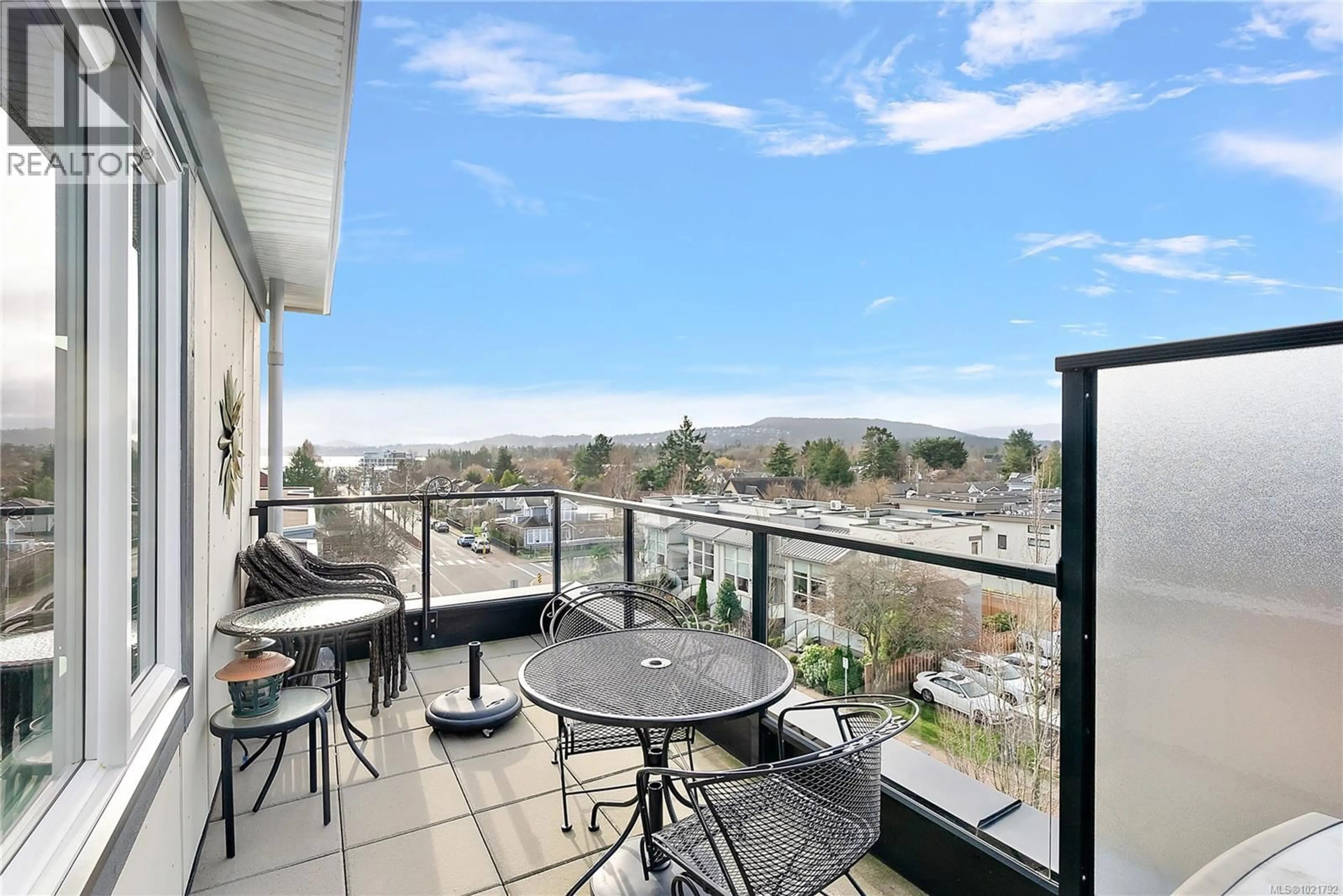 Patio, unknown for PH403 - 2409 BEVAN AVENUE, Sidney British Columbia V8L0C3