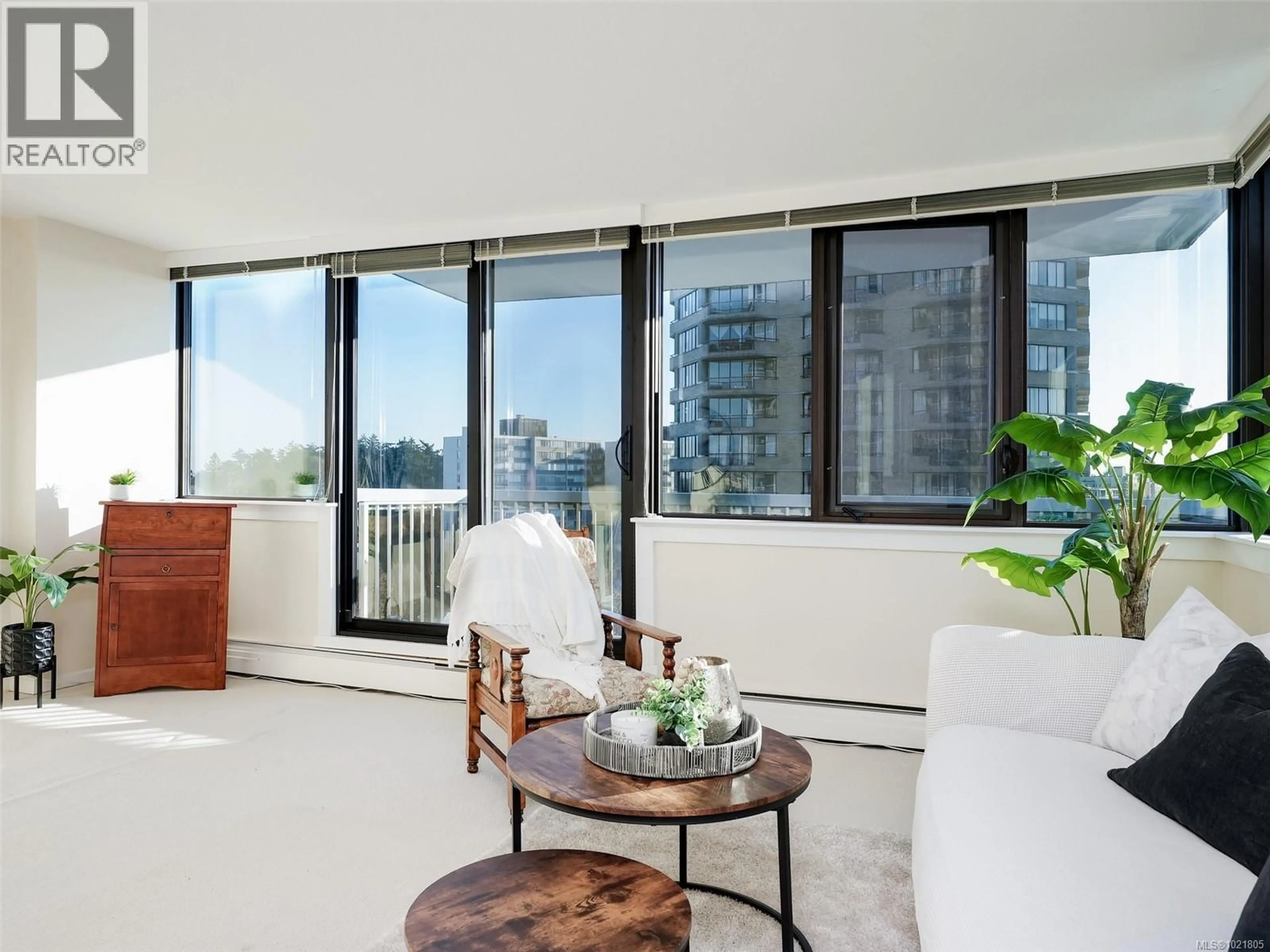 Living room with furniture, unknown for 1010 - 647 MICHIGAN STREET, Victoria British Columbia V8V1S9