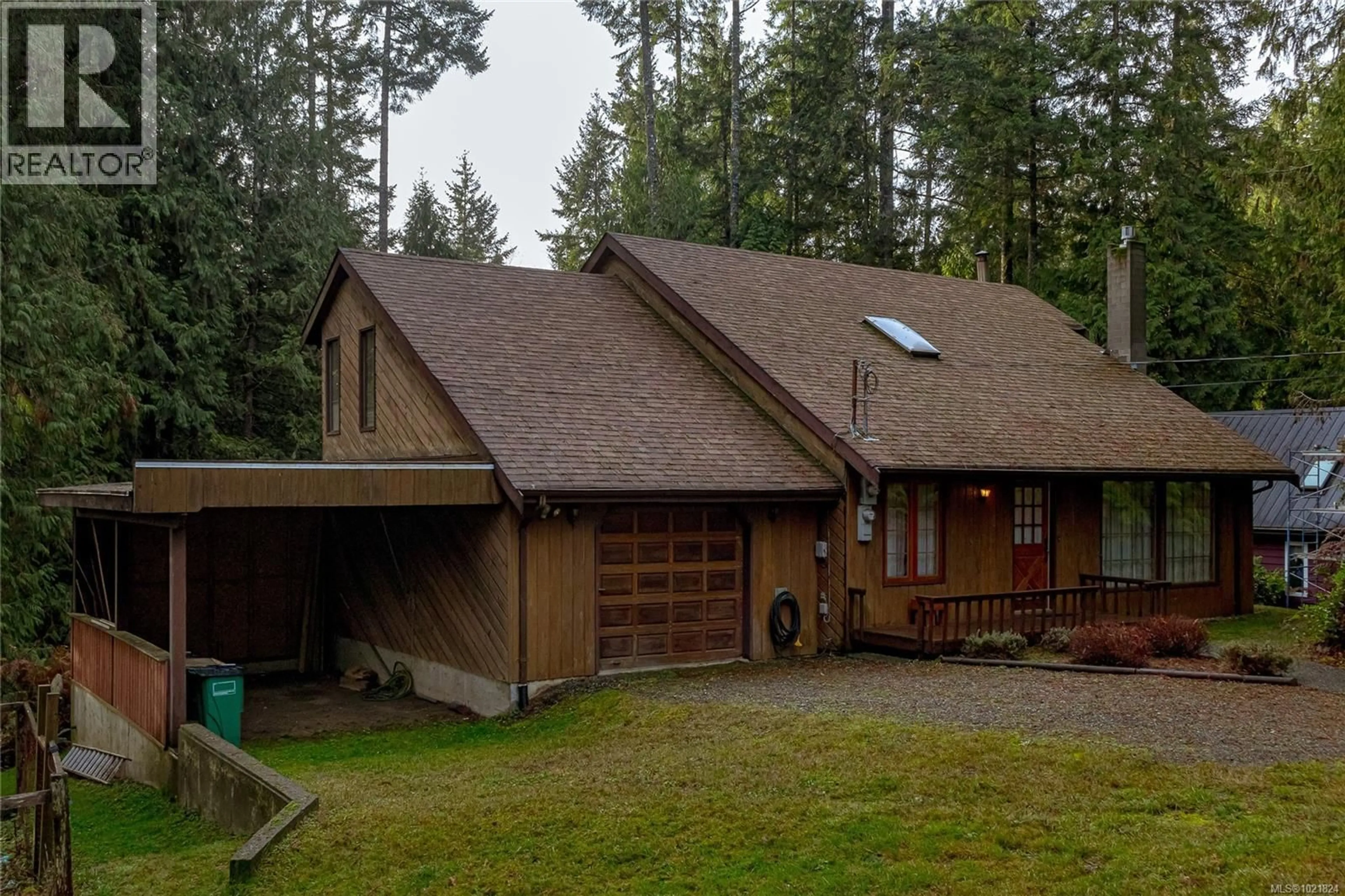 Home with vinyl exterior material, unknown for 2682 SUNNY GLADES LANE, Shawnigan Lake British Columbia V8H2G4