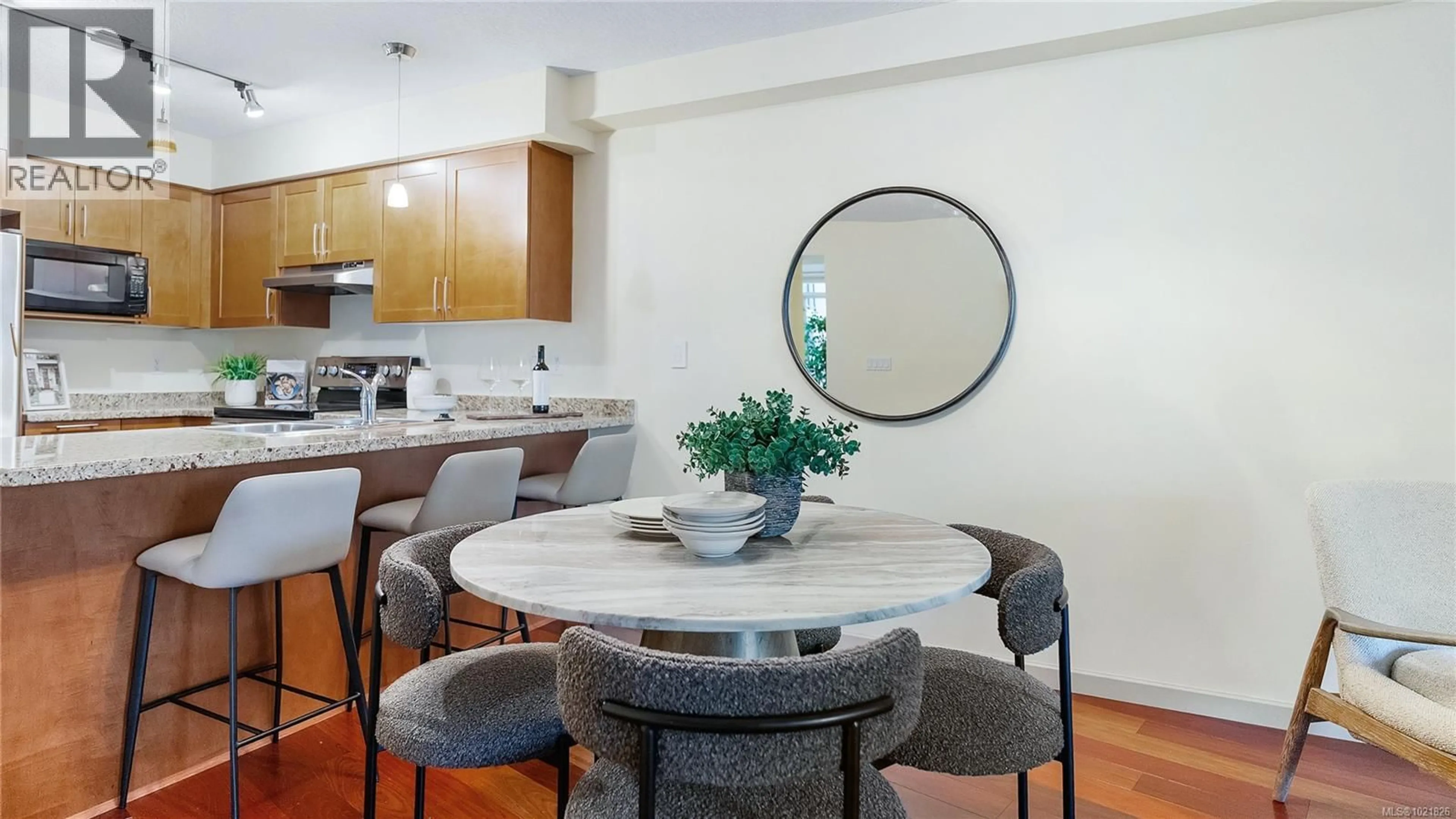 Dining room, unknown for 409 - 827 FAIRFIELD ROAD, Victoria British Columbia V8V5B2