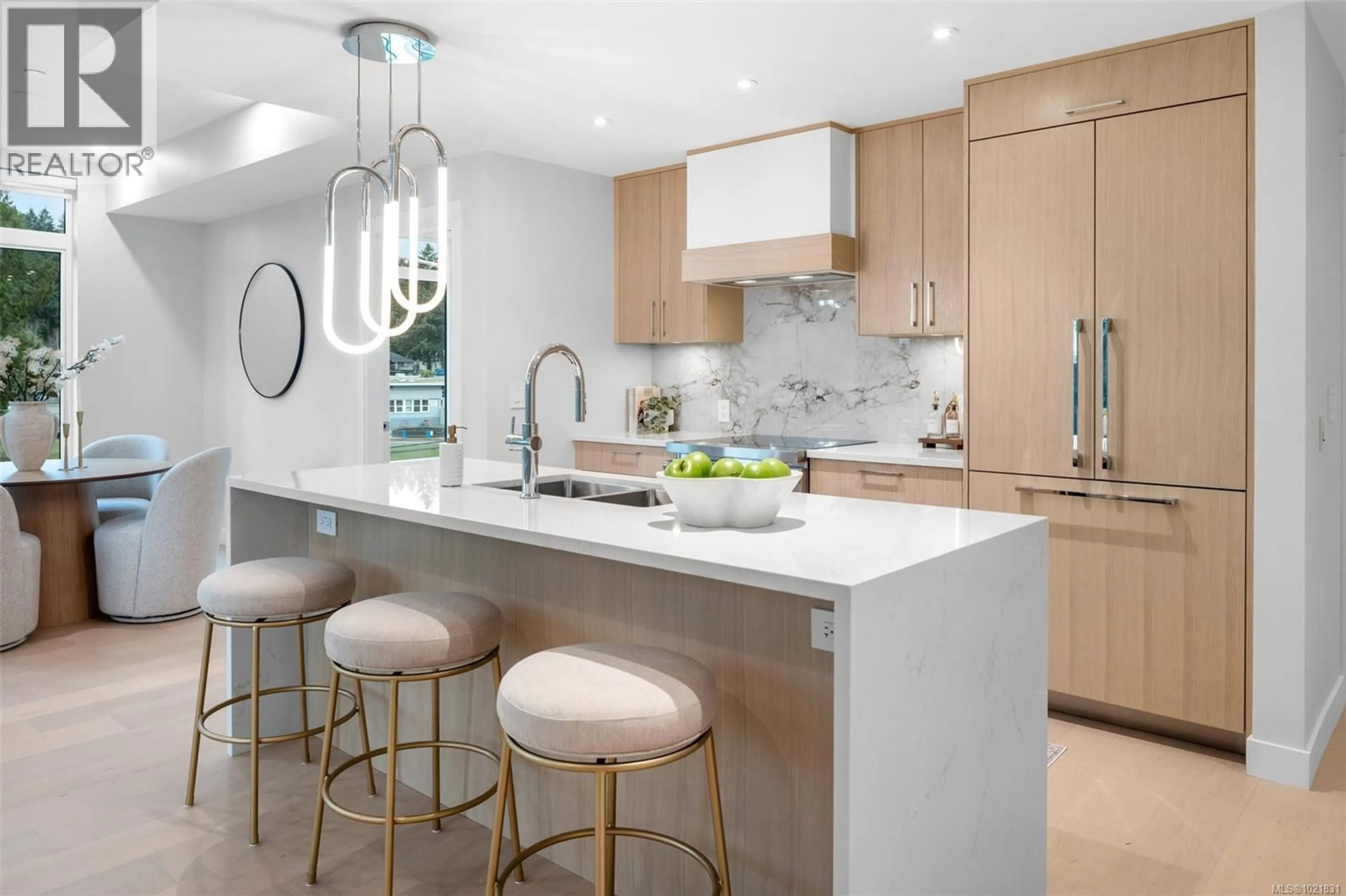 Contemporary kitchen, ceramic/tile floor for 206 - 5229 CORDOVA BAY ROAD, Saanich British Columbia V8Y2L1