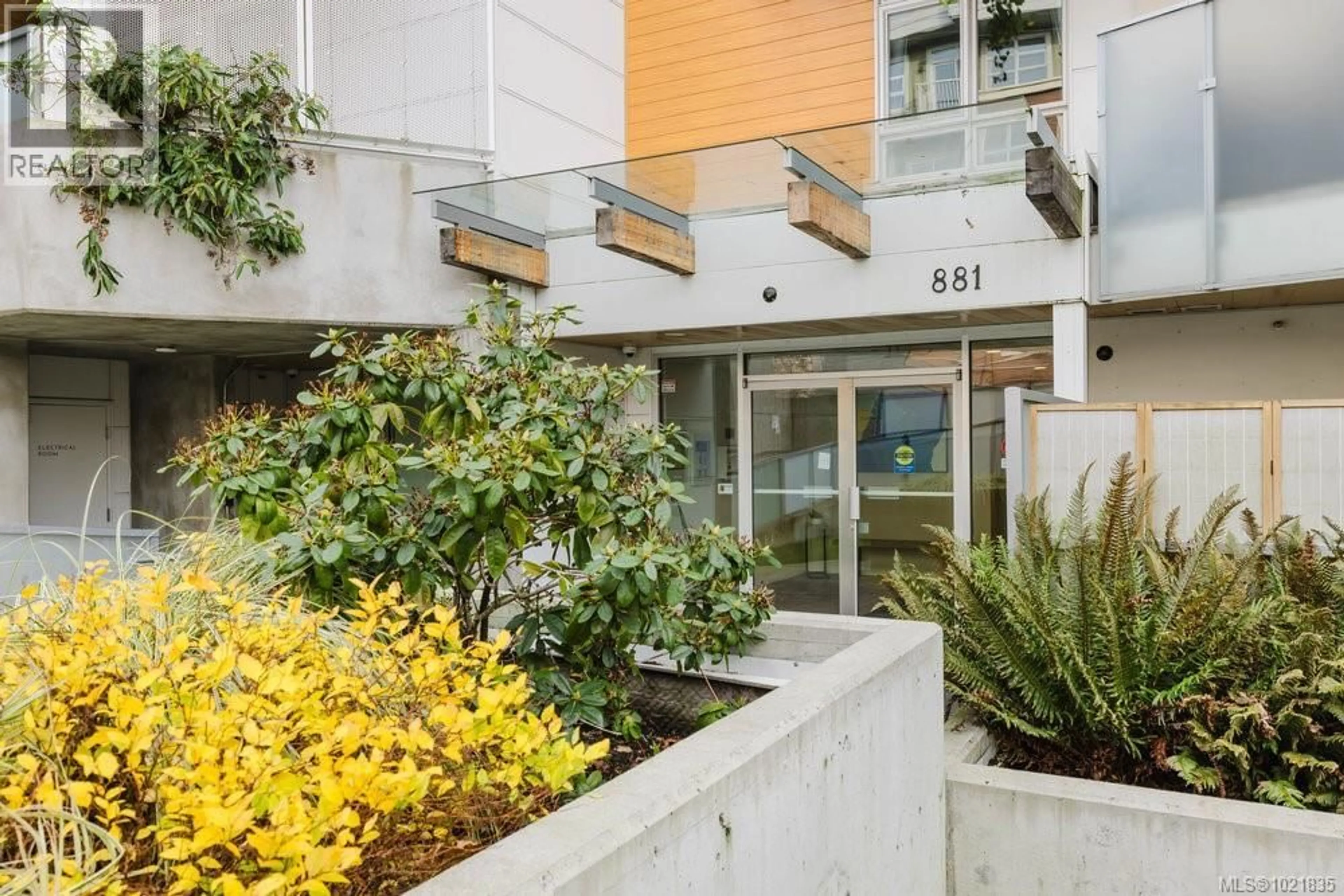 Unknown for 210 - 881 SHORT STREET, Saanich British Columbia V8X0B7