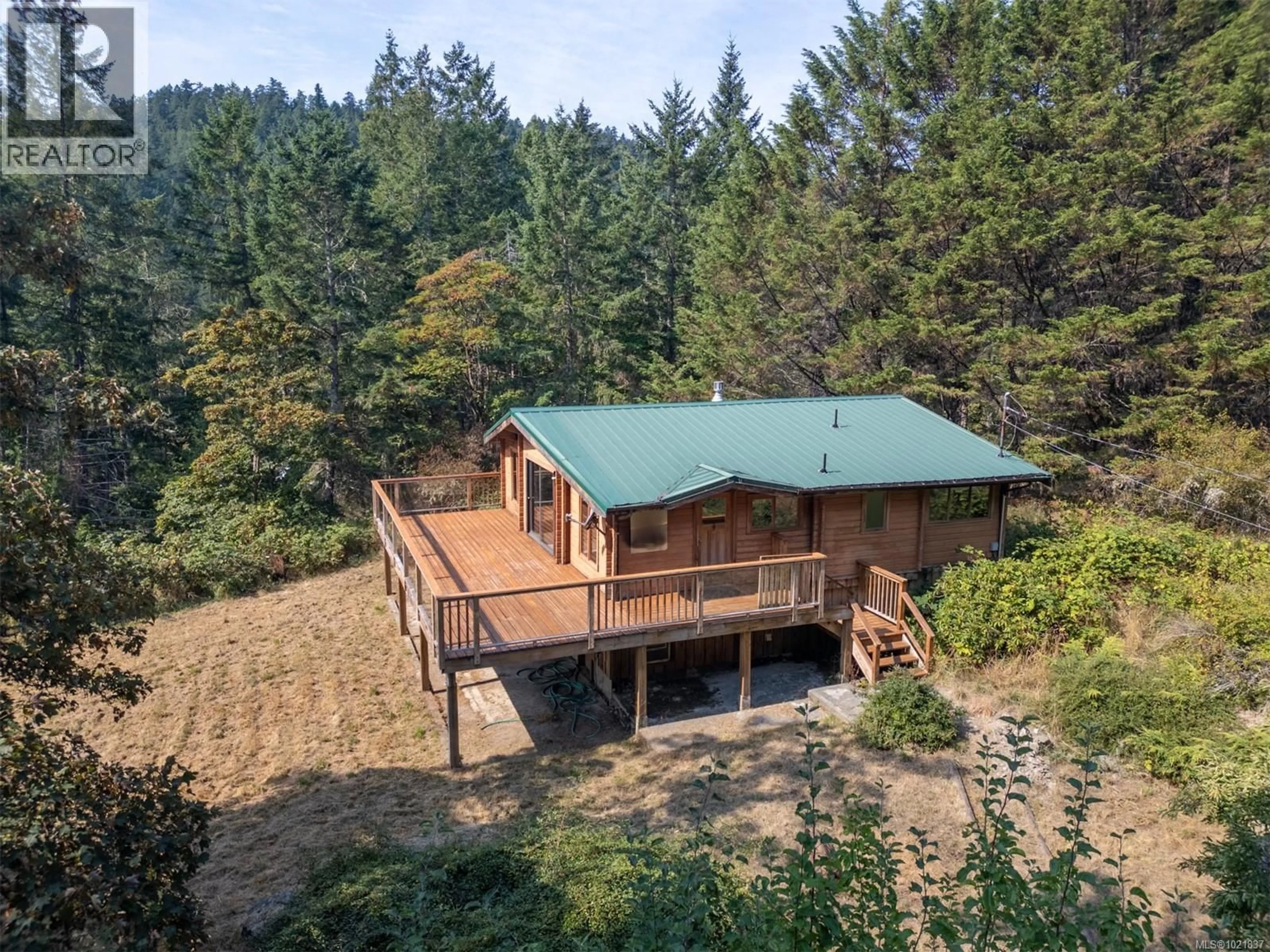 A pic from outside/outdoor area/front of a property/back of a property/a pic from drone, forest/trees view for 4531 BEDWELL HARBOUR ROAD, Pender Island British Columbia V0N2M1