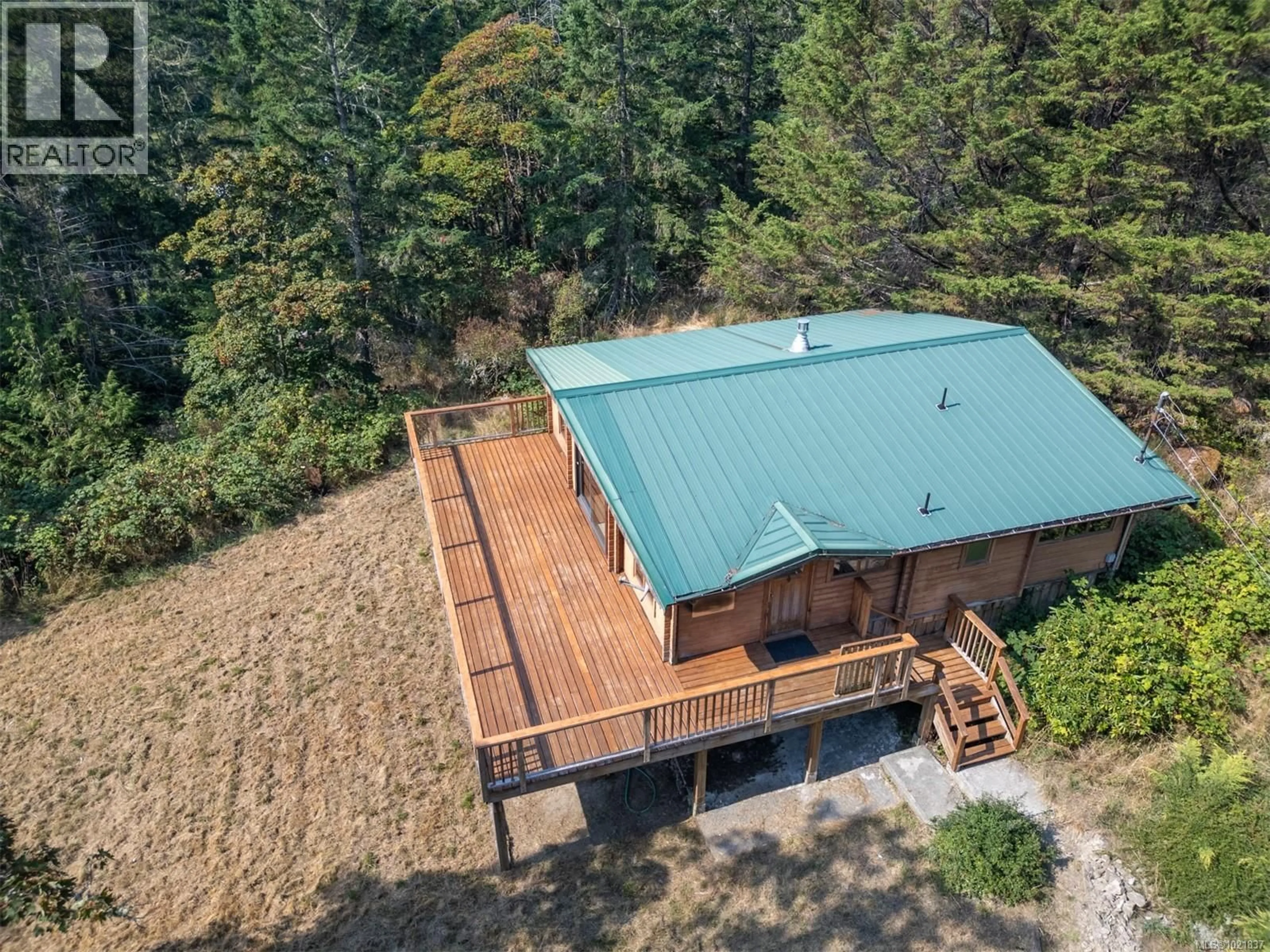 A pic from outside/outdoor area/front of a property/back of a property/a pic from drone, unknown for 4531 BEDWELL HARBOUR ROAD, Pender Island British Columbia V0N2M1