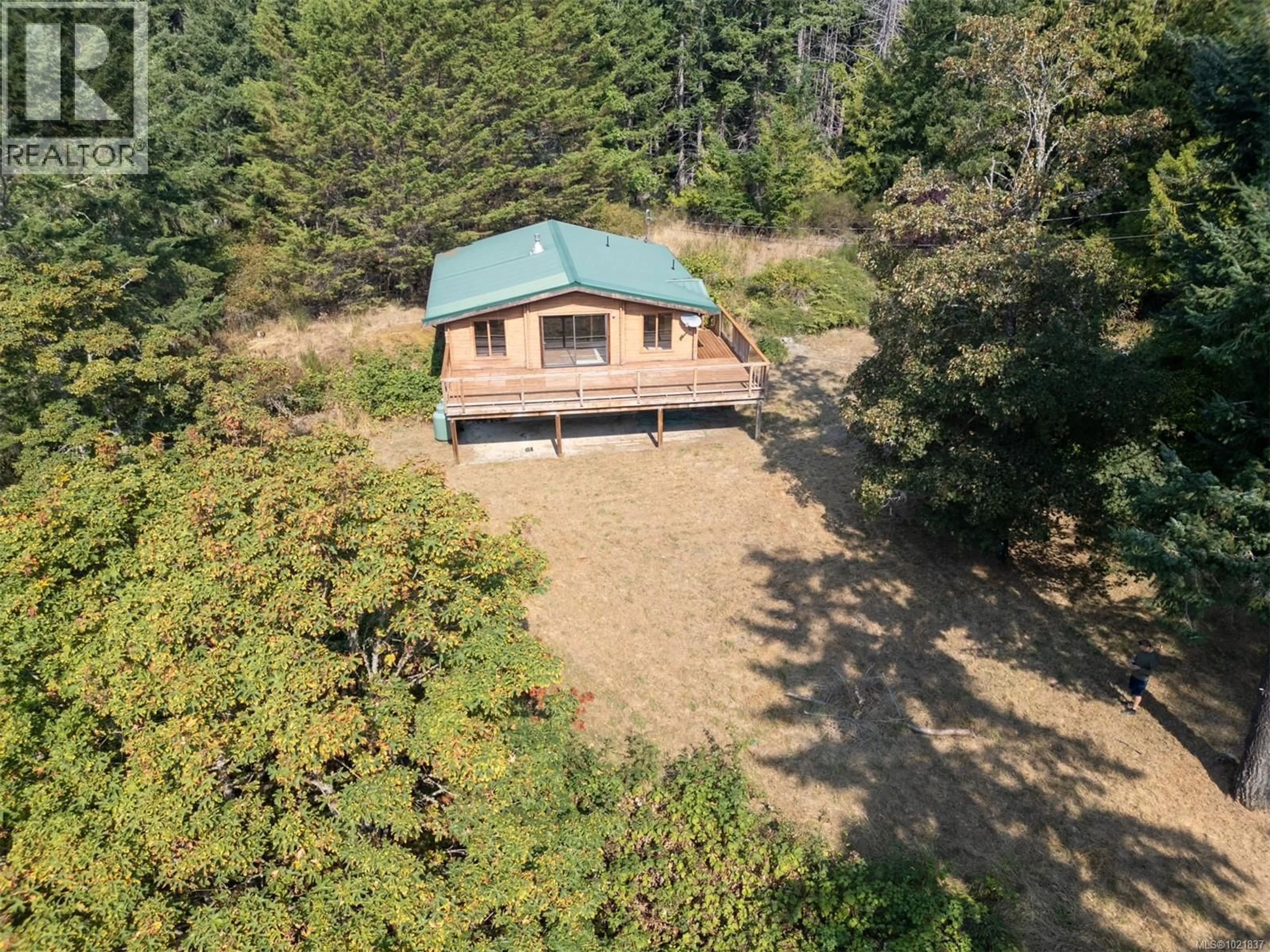 A pic from outside/outdoor area/front of a property/back of a property/a pic from drone, forest/trees view for 4531 BEDWELL HARBOUR ROAD, Pender Island British Columbia V0N2M1
