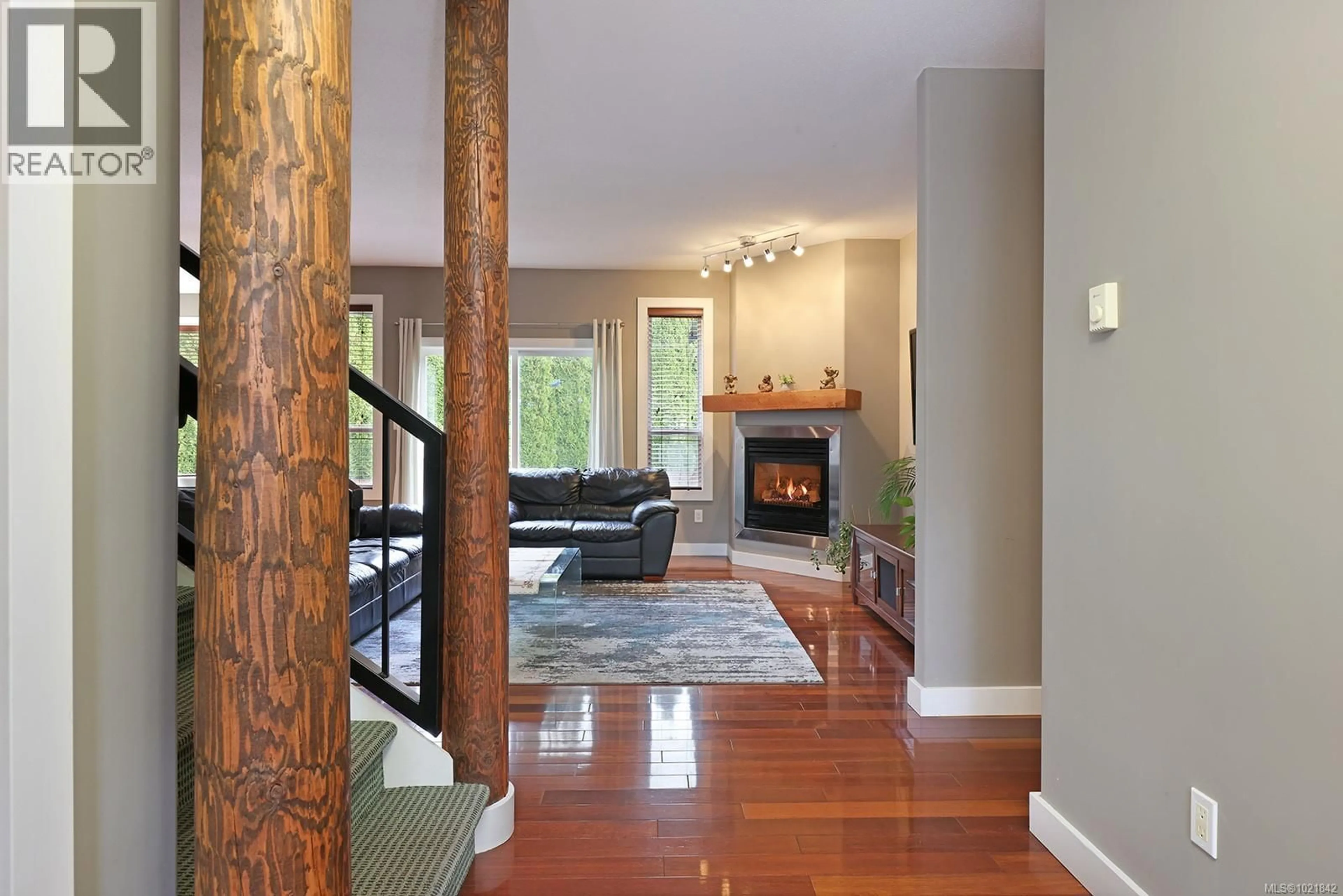 Indoor entryway for 2228 SWALLOW CRESCENT, Courtenay British Columbia V9N9W5