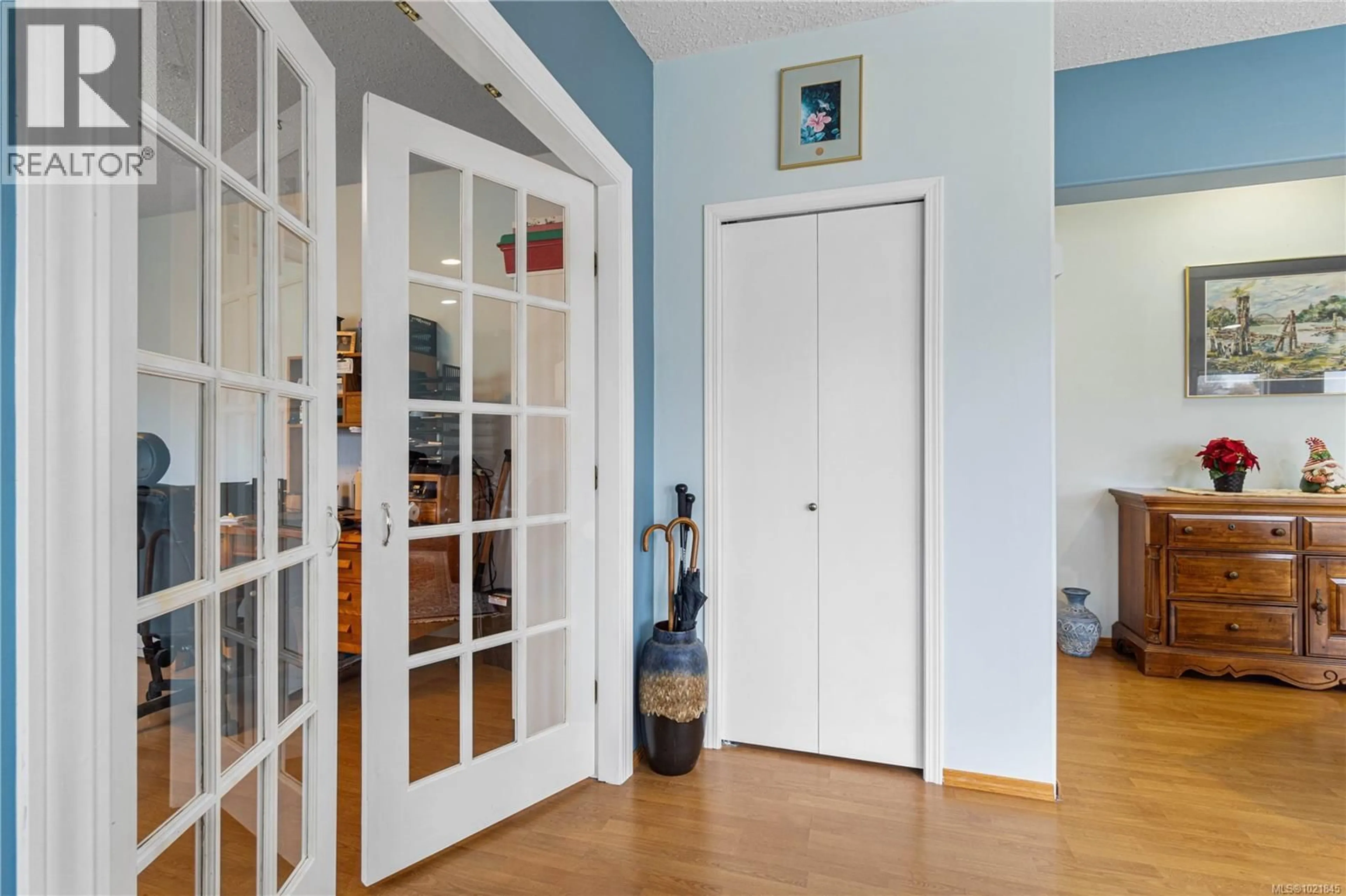 Indoor entryway for 6201 RICH ROAD, Nanaimo British Columbia V9T6J2