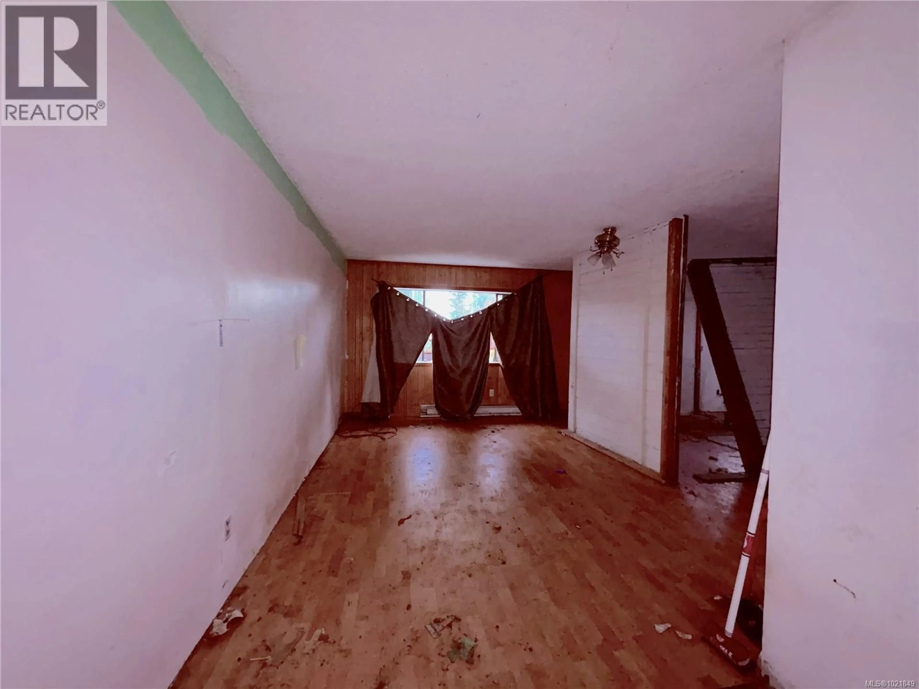 A pic of a room for 1175 WILLEMAR AVENUE, Courtenay British Columbia V9N3N1