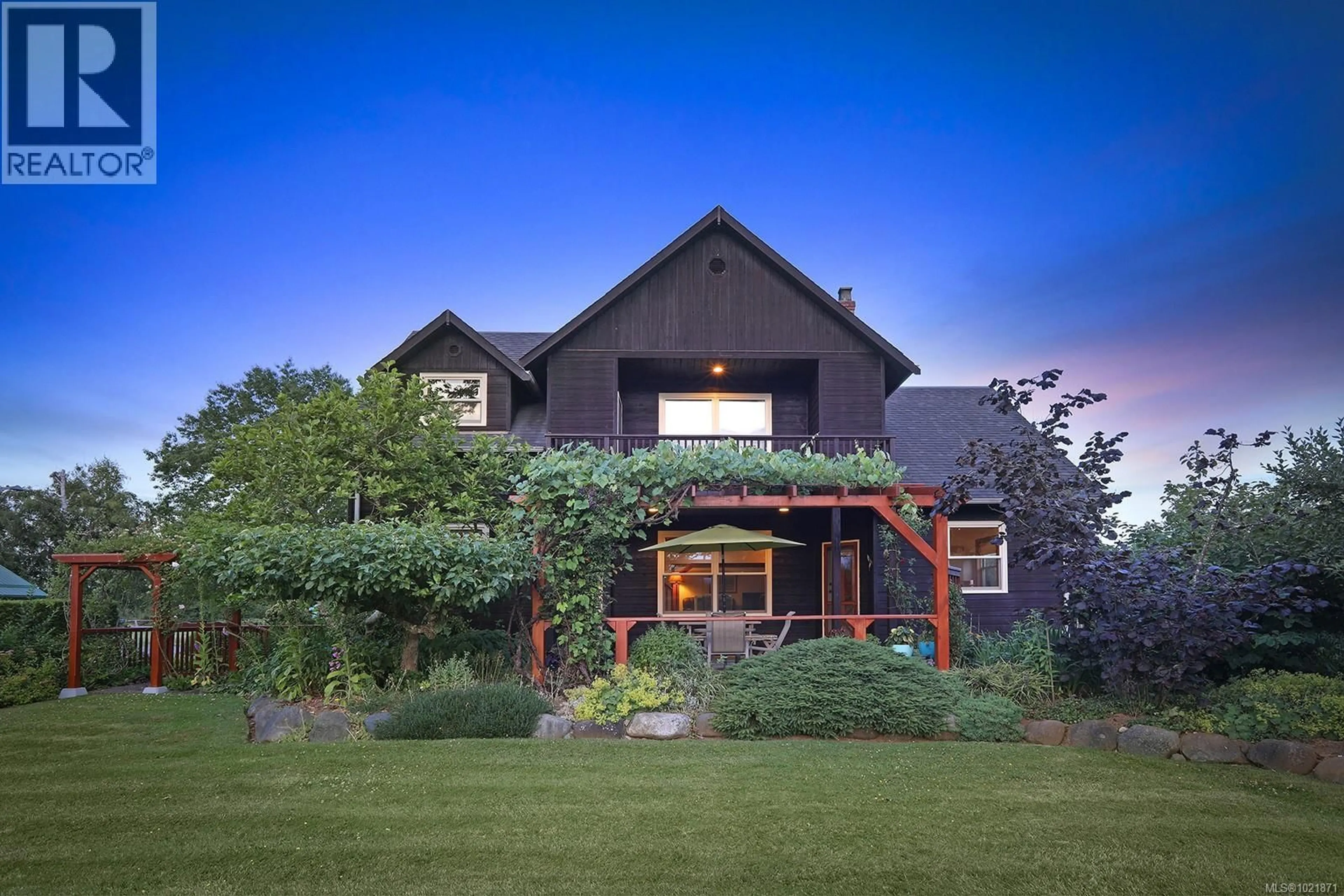 Unknown for 3713 DOVE CREEK ROAD, Courtenay British Columbia V9J1R9