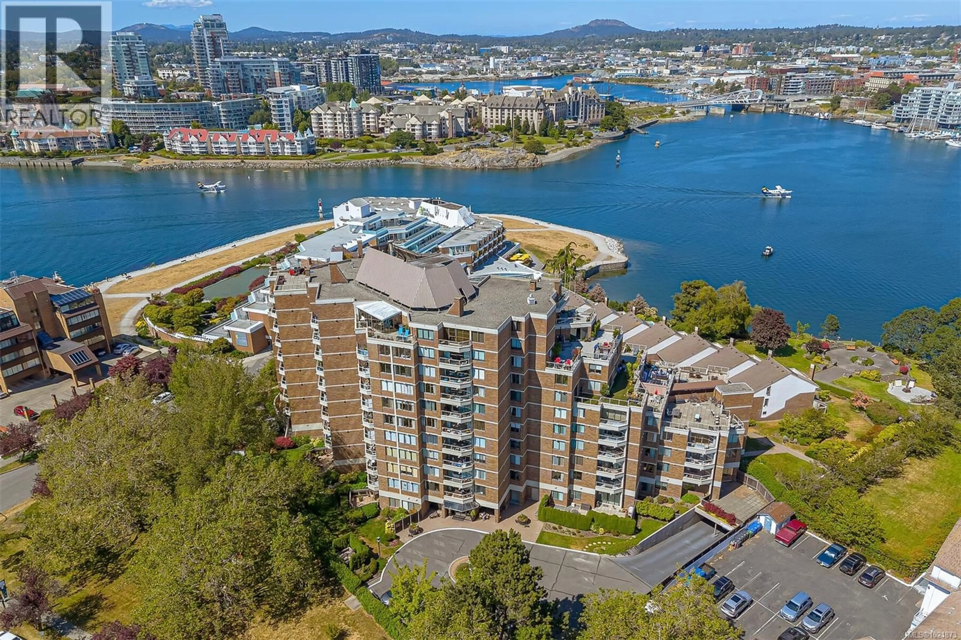 A pic from outside/outdoor area/front of a property/back of a property/a pic from drone, water/lake/river/ocean view for 107 - 225 BELLEVILLE STREET, Victoria British Columbia V8V4T9