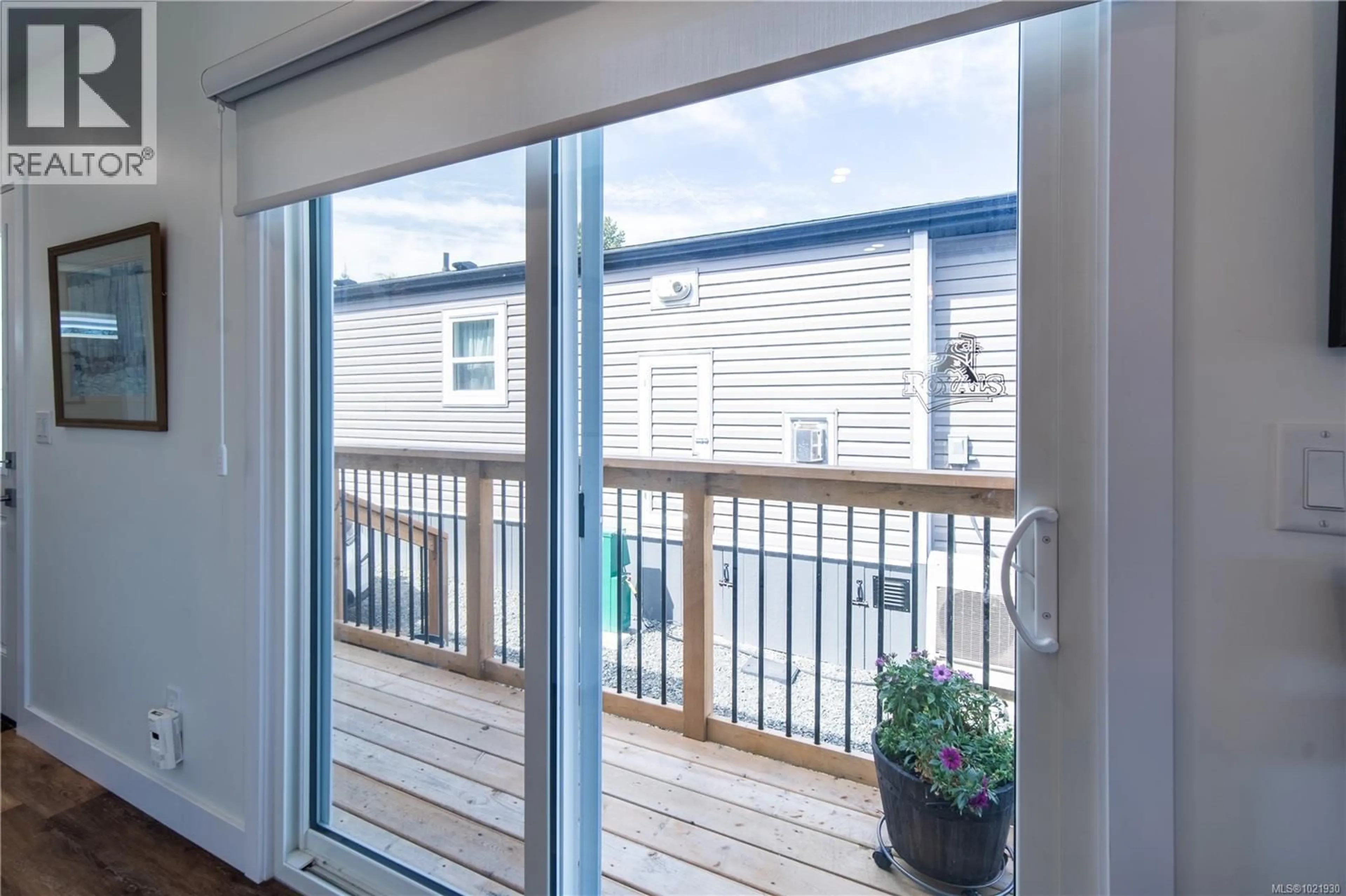 Balcony in the apartment, unknown for 416 - 747 OLD PLACE ROAD, Central Saanich British Columbia V8M0C3