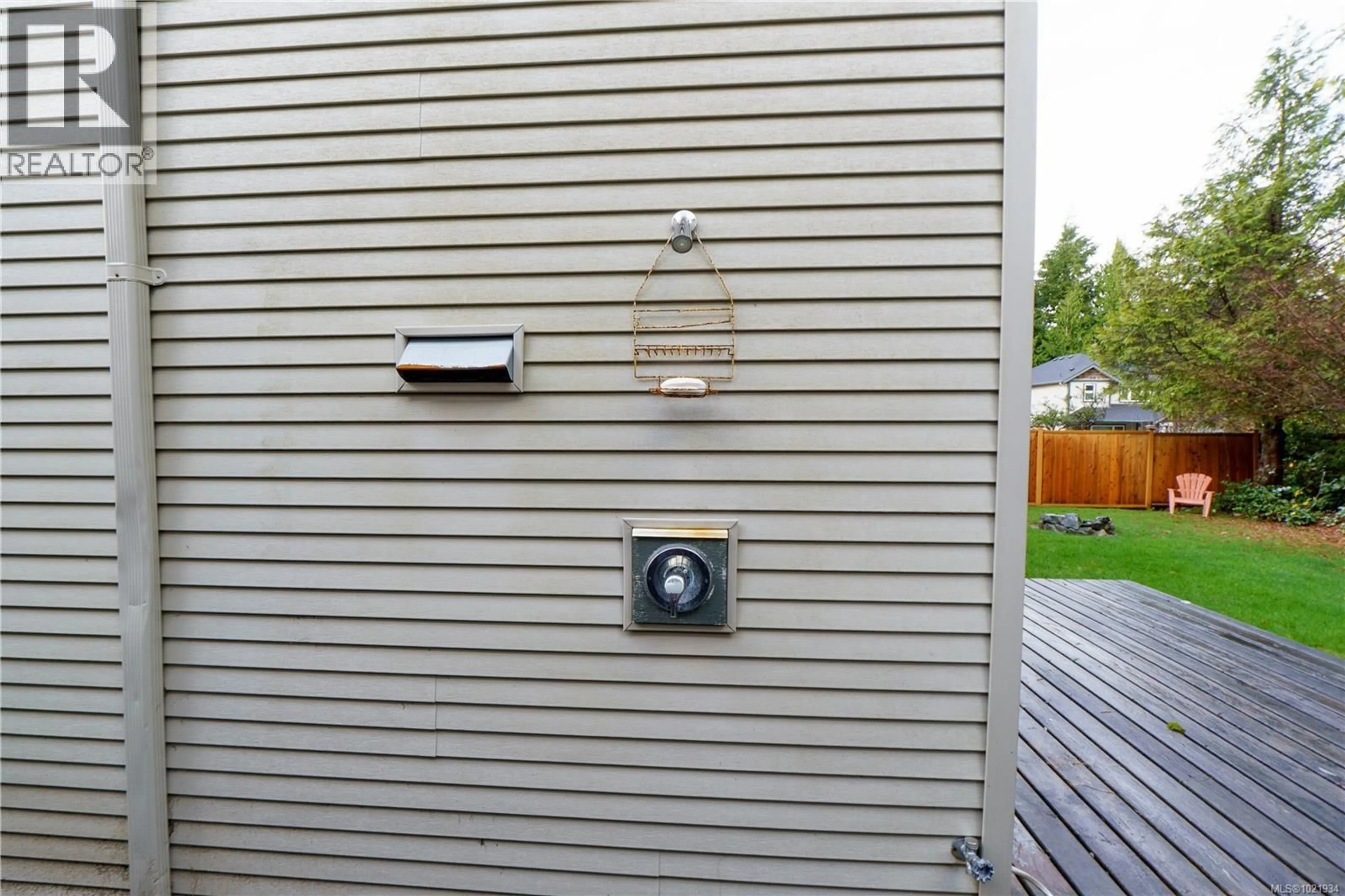 Unknown for 809 OCEAN PARK DRIVE, Tofino British Columbia V0R2Z0