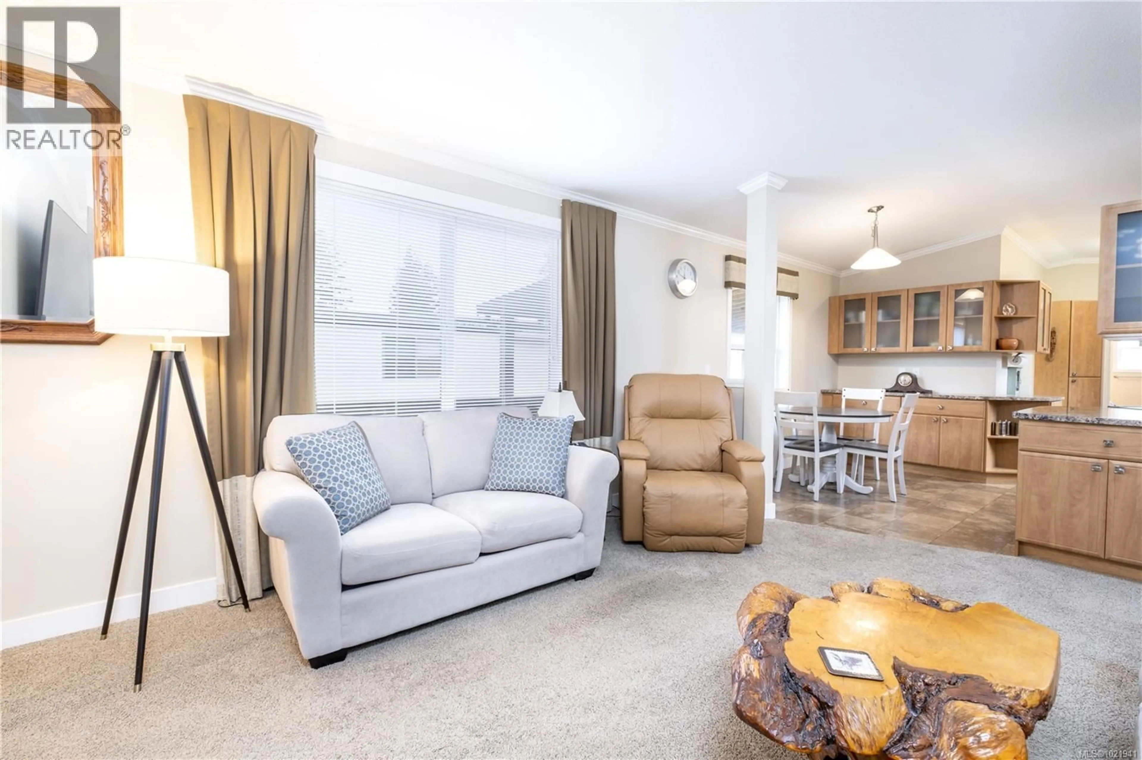 Living room with furniture, unknown for 106 - 3120 ISLAND HIGHWAY, Campbell River British Columbia V9W5G1