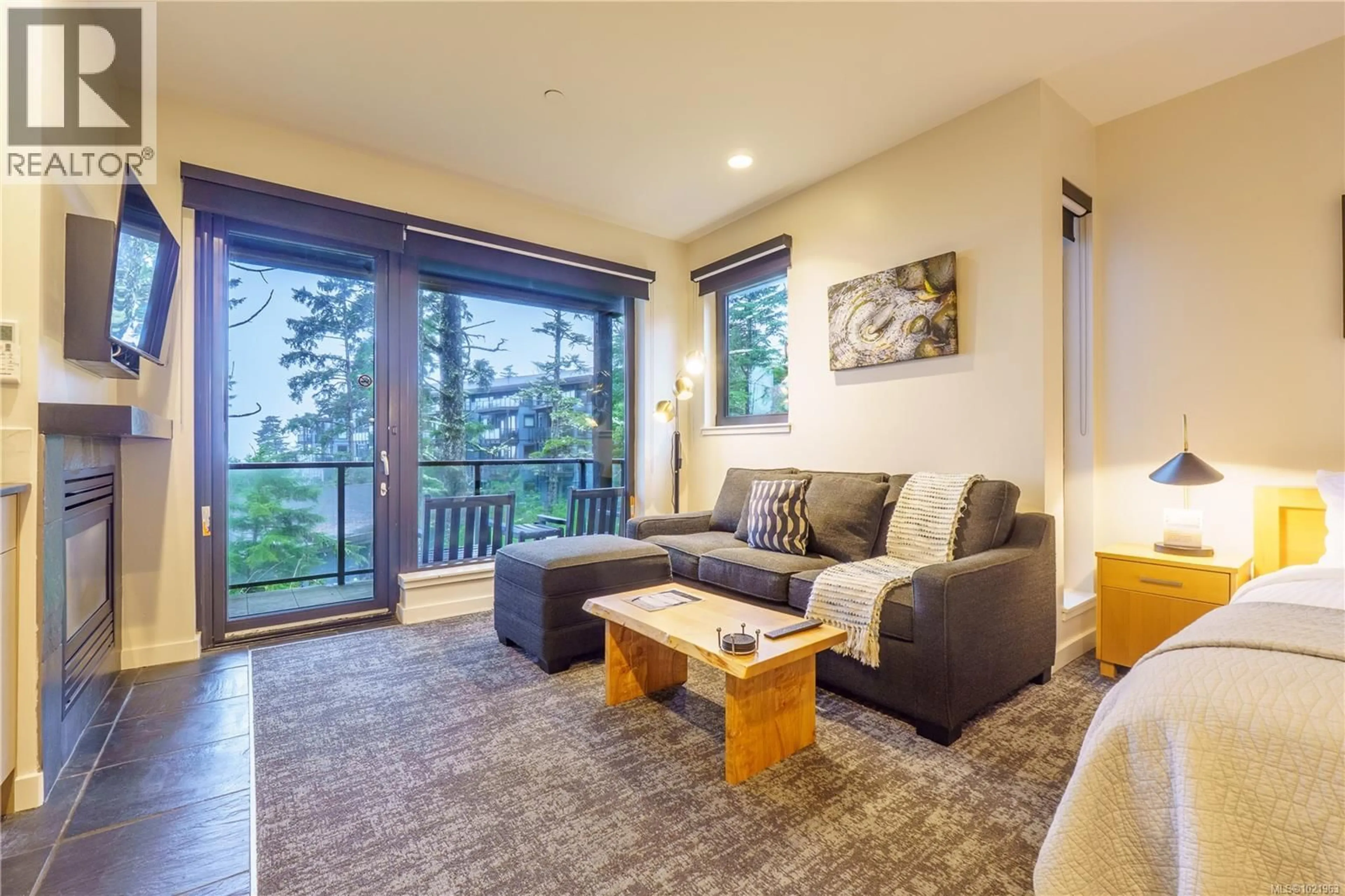 Living room with furniture, unknown for 1202 - 596 MARINE DRIVE, Ucluelet British Columbia V0R3A0