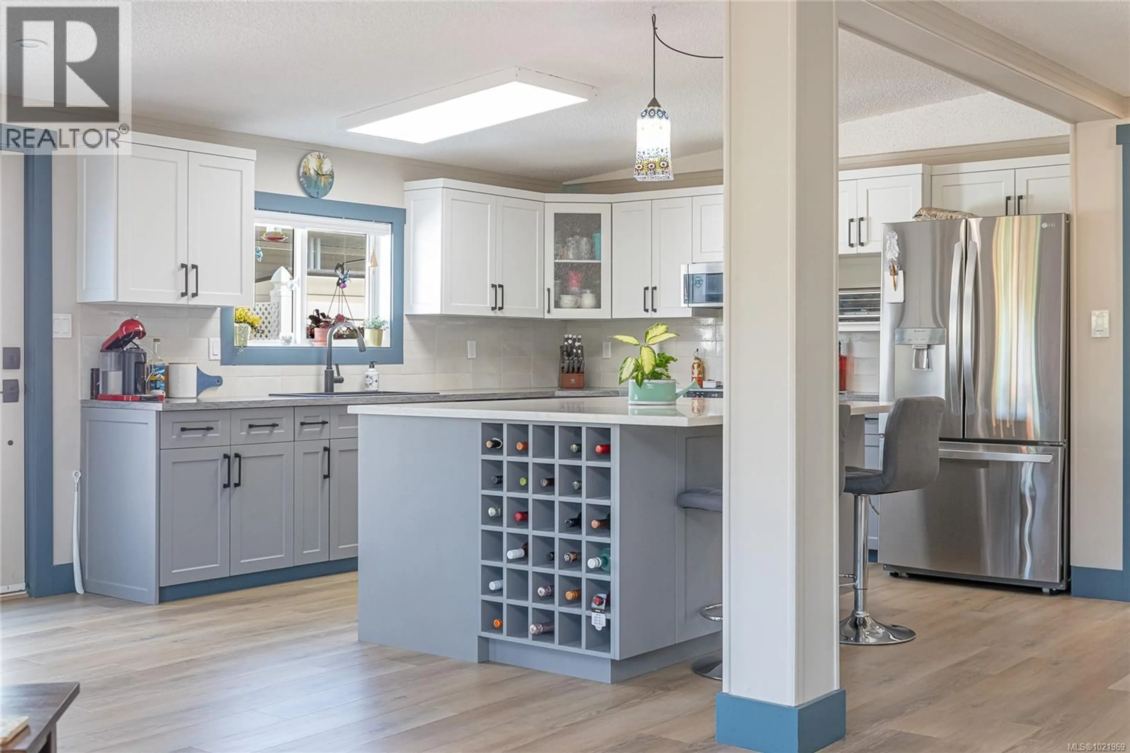 Open concept kitchen, unknown for 42 - 450 STANFORD AVENUE EAST, Parksville British Columbia V9P2S8