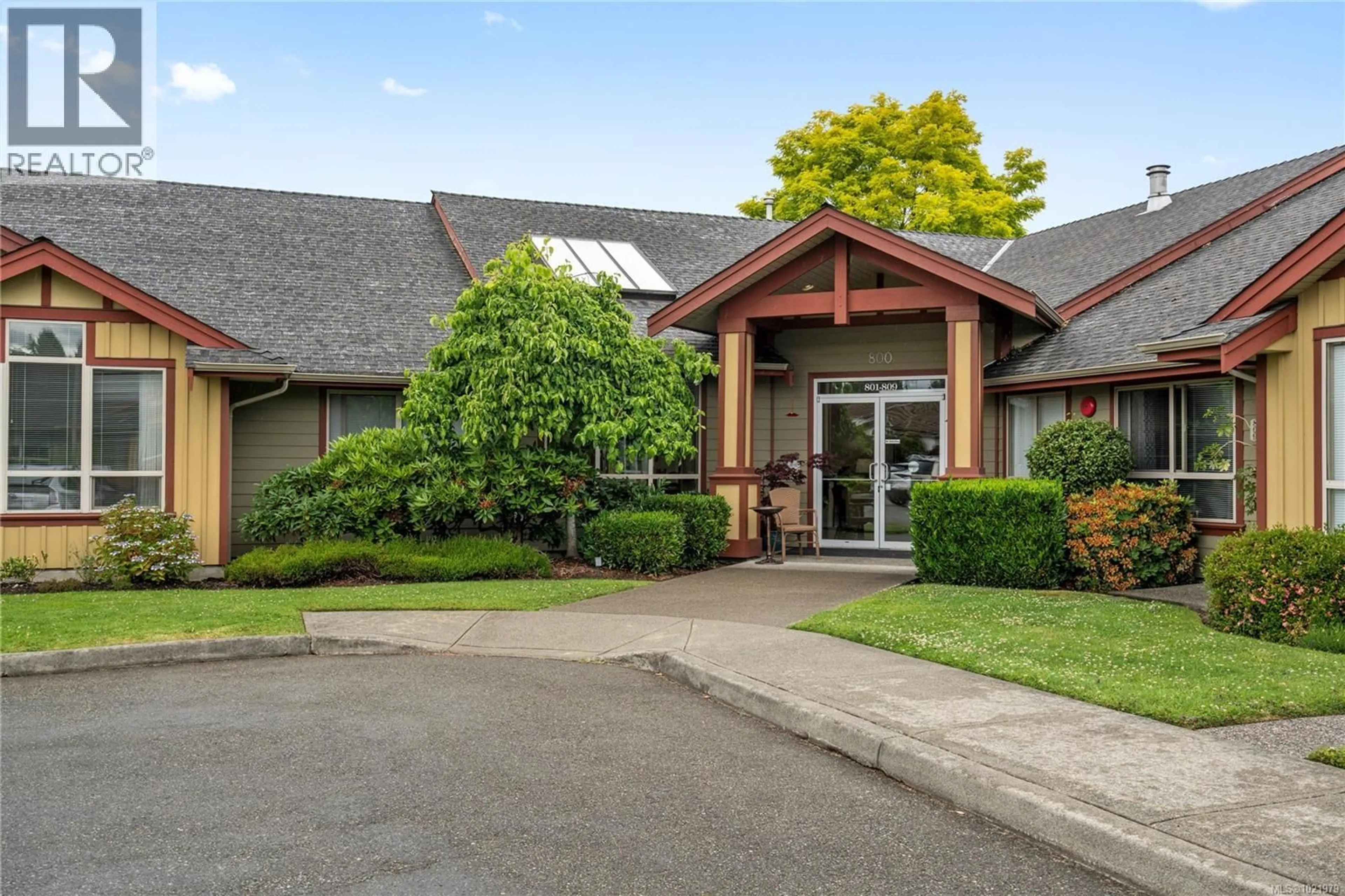 Indoor foyer for 806 - 261 MILLS STREET, Parksville British Columbia V9P2N5