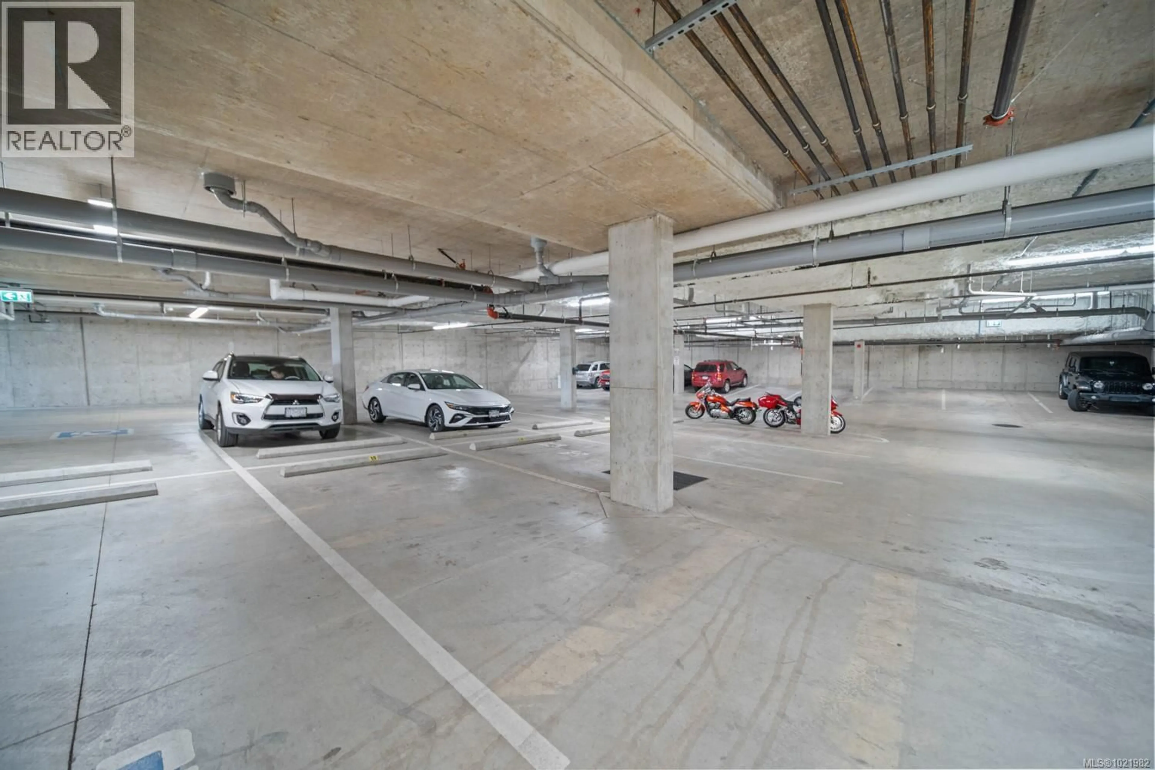 Parking for 310 - 91 CHAPEL STREET, Nanaimo British Columbia V9R0J3