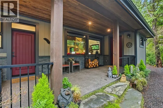 1708 RAINFOREST LANE, Ucluelet 2