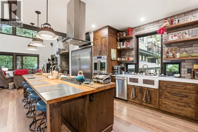 1708 RAINFOREST LANE, Ucluelet 5