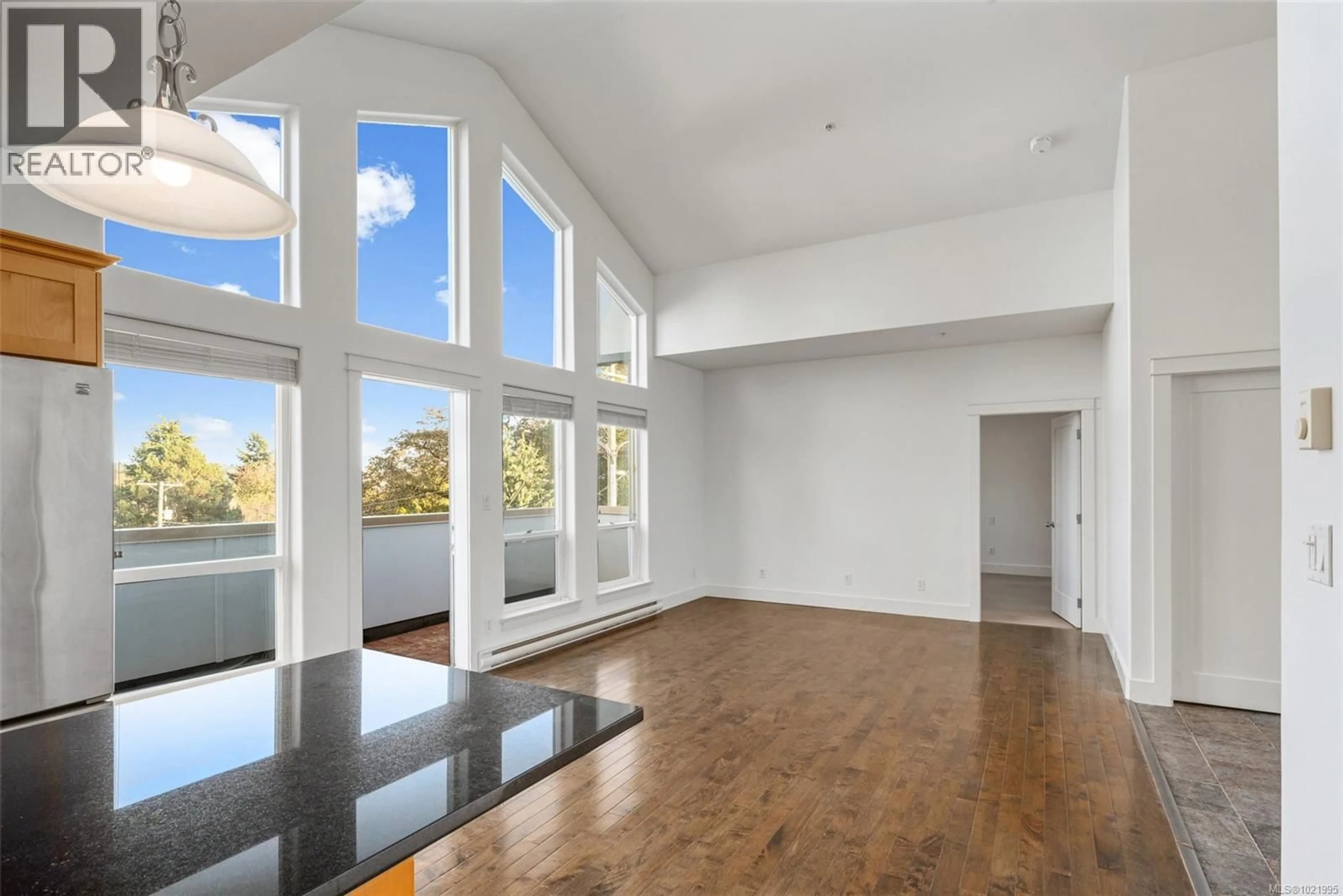 Unknown for 307 - 3915 CAREY ROAD, Saanich British Columbia V8Z1Z6