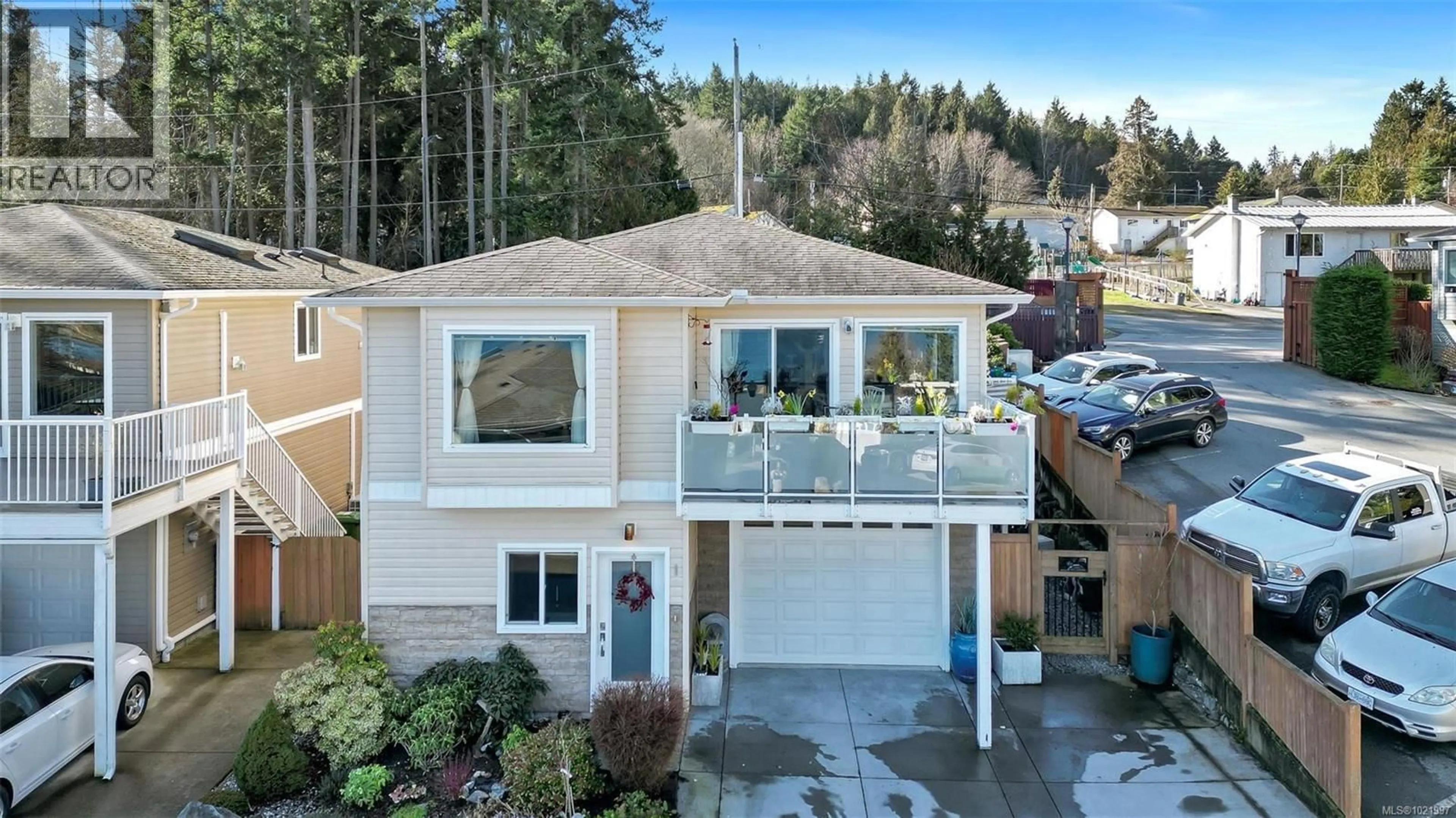 A pic from outside/outdoor area/front of a property/back of a property/a pic from drone, unknown for 1 - 2740 STAUTW ROAD, Central Saanich British Columbia V8M0A8